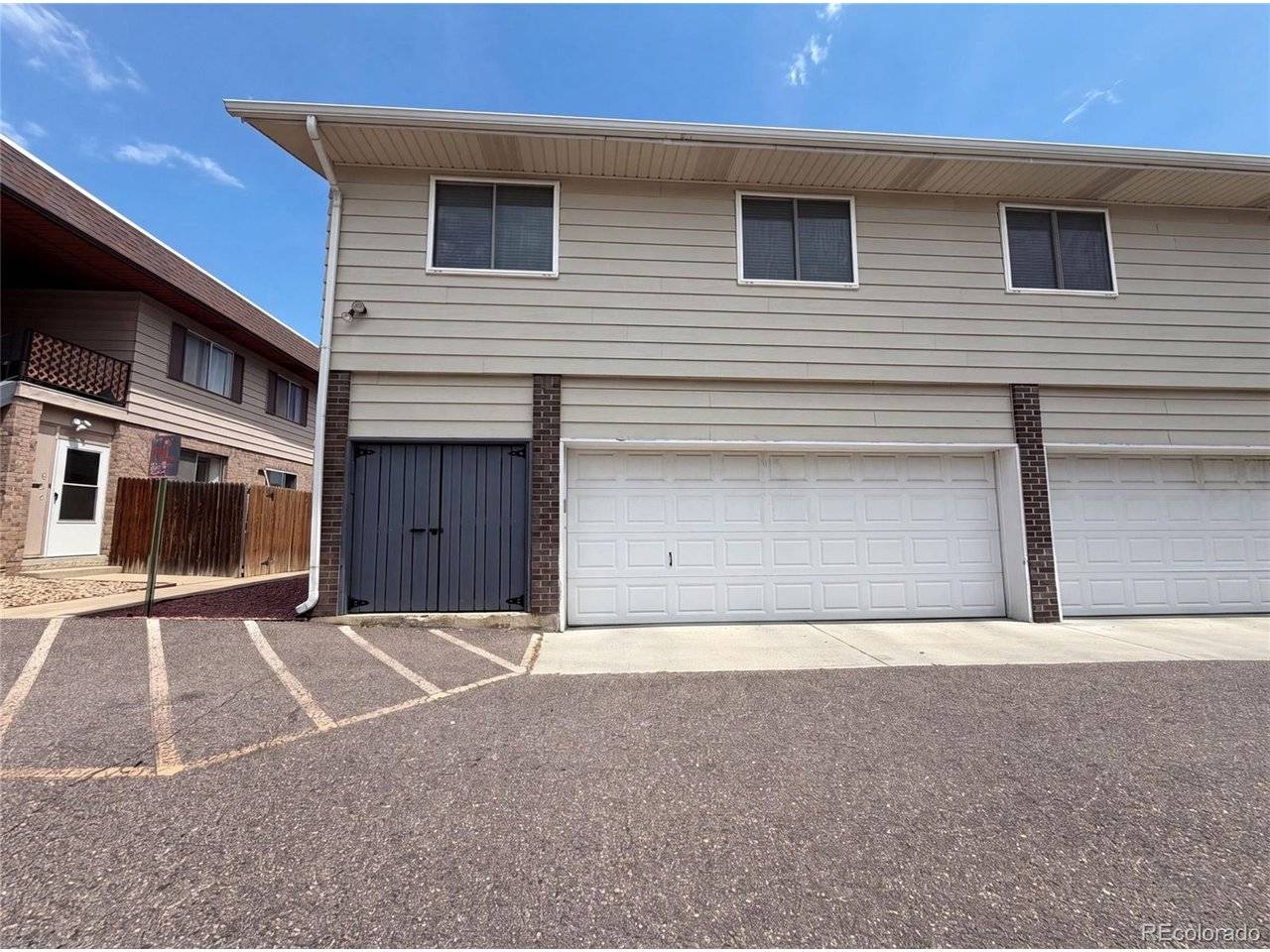 9867 Lane, Denver, CO 80260