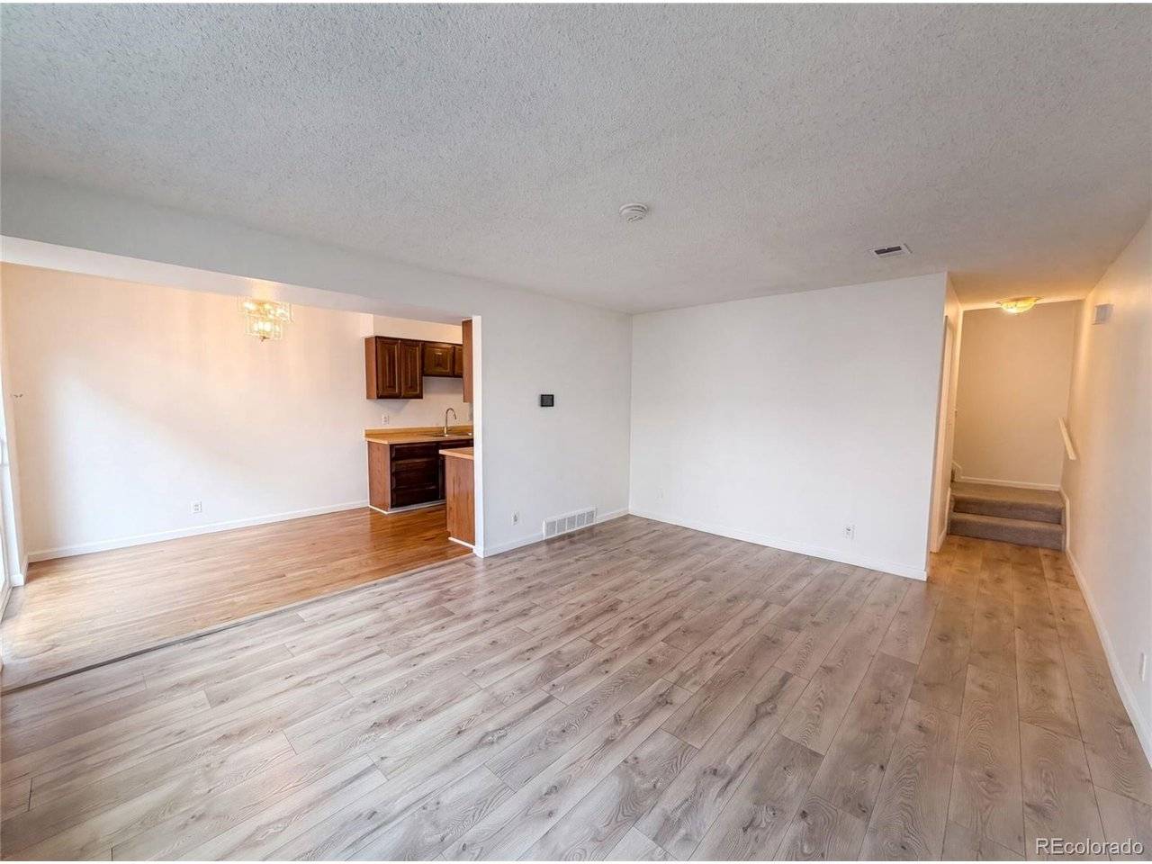 9867 Lane, Denver, CO 80260