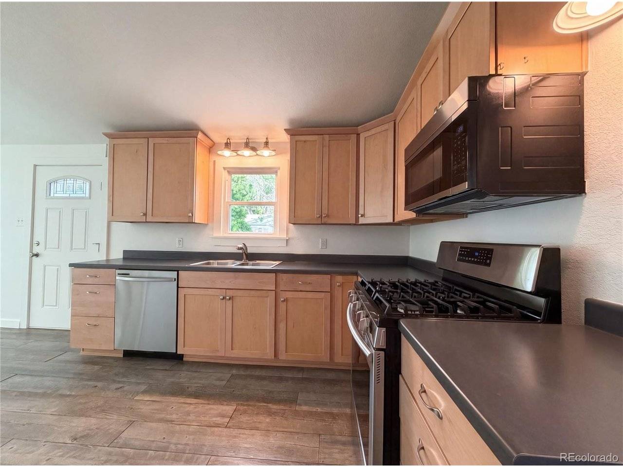 433 Sunnyside, Longmont, CO 80504