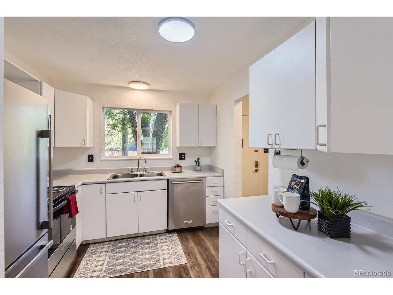 7755 E Quincy #T6, Denver, CO 80237