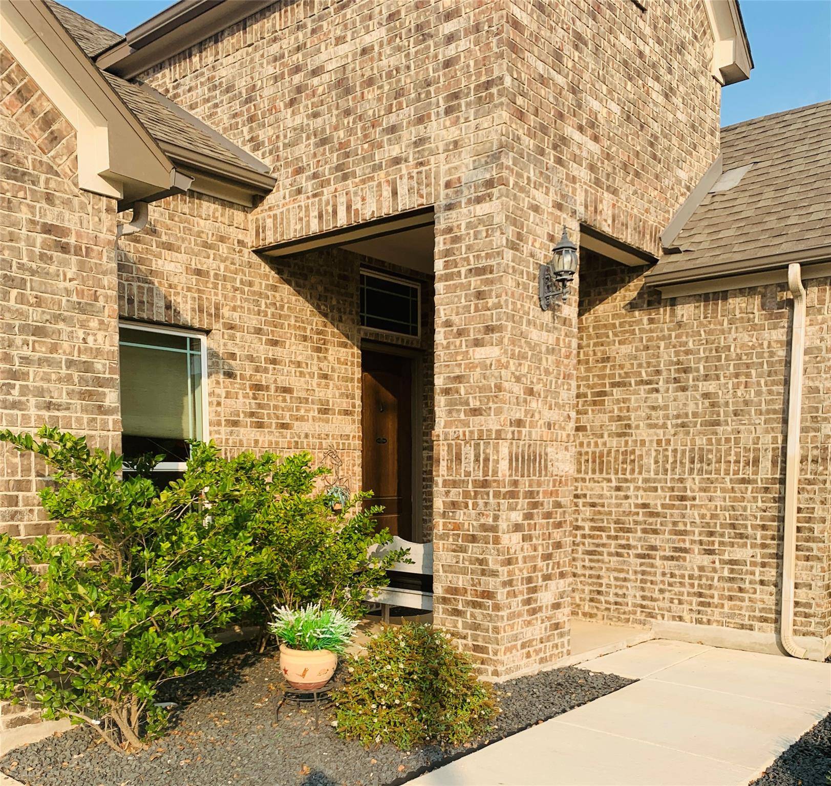 1335 Gruene Glen ST, New Braunfels, TX 78132