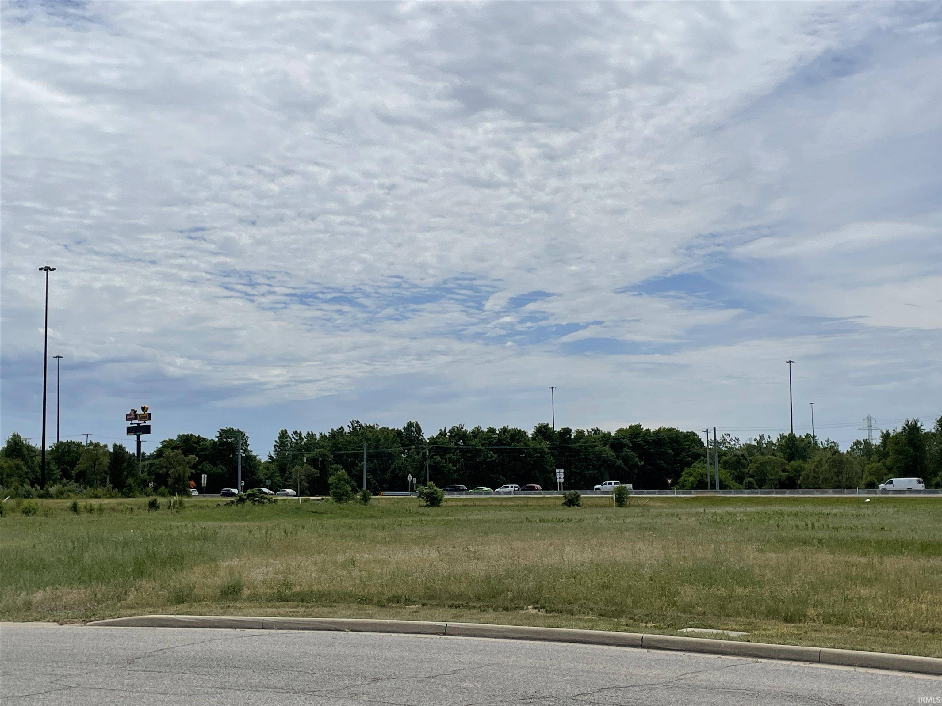 7A Parkway AVE, Elkhart, IN 46516-4651
