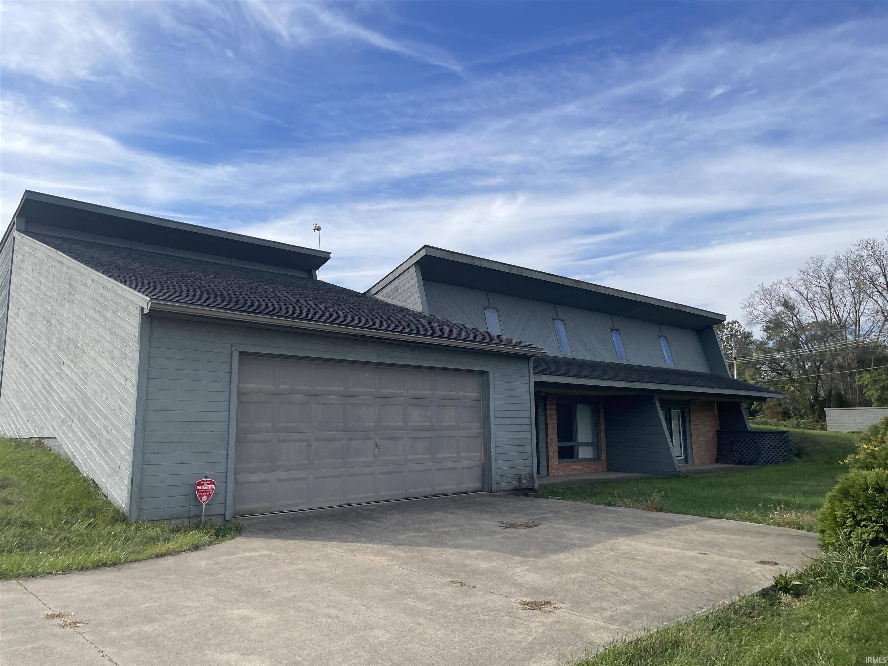 21835 State Road 120 ***, Elkhart, IN 46516
