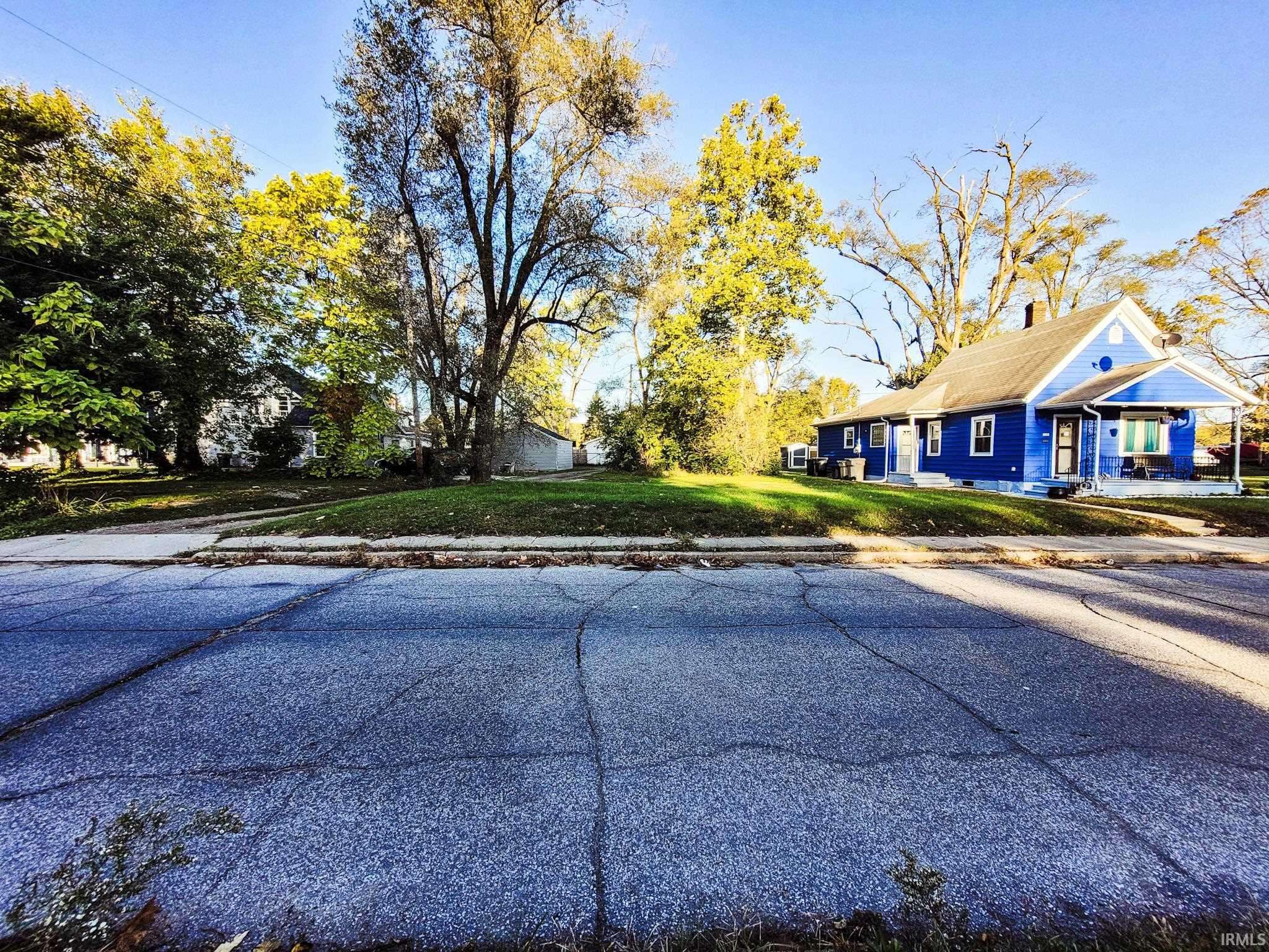 617 N Walnut ST, South Bend, IN 46628