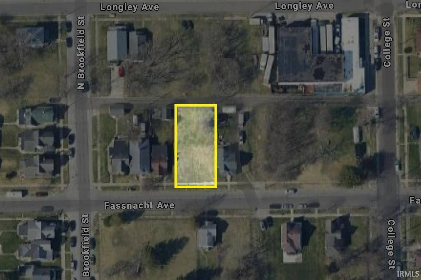 1805 Fassnacht AVE, South Bend, IN 46628-2338