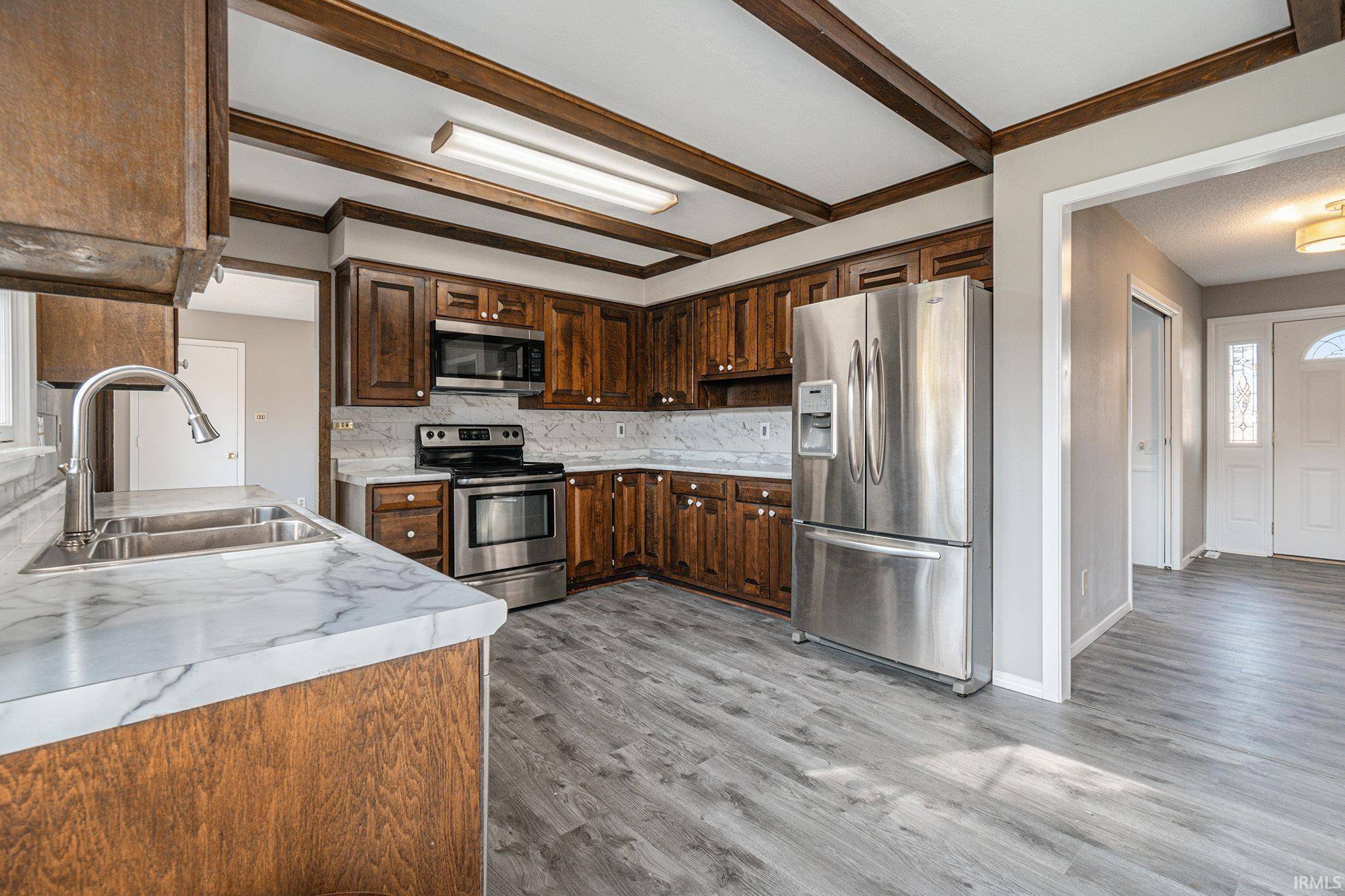 3009 East Lake Drive South ***, Elkhart, IN 46514