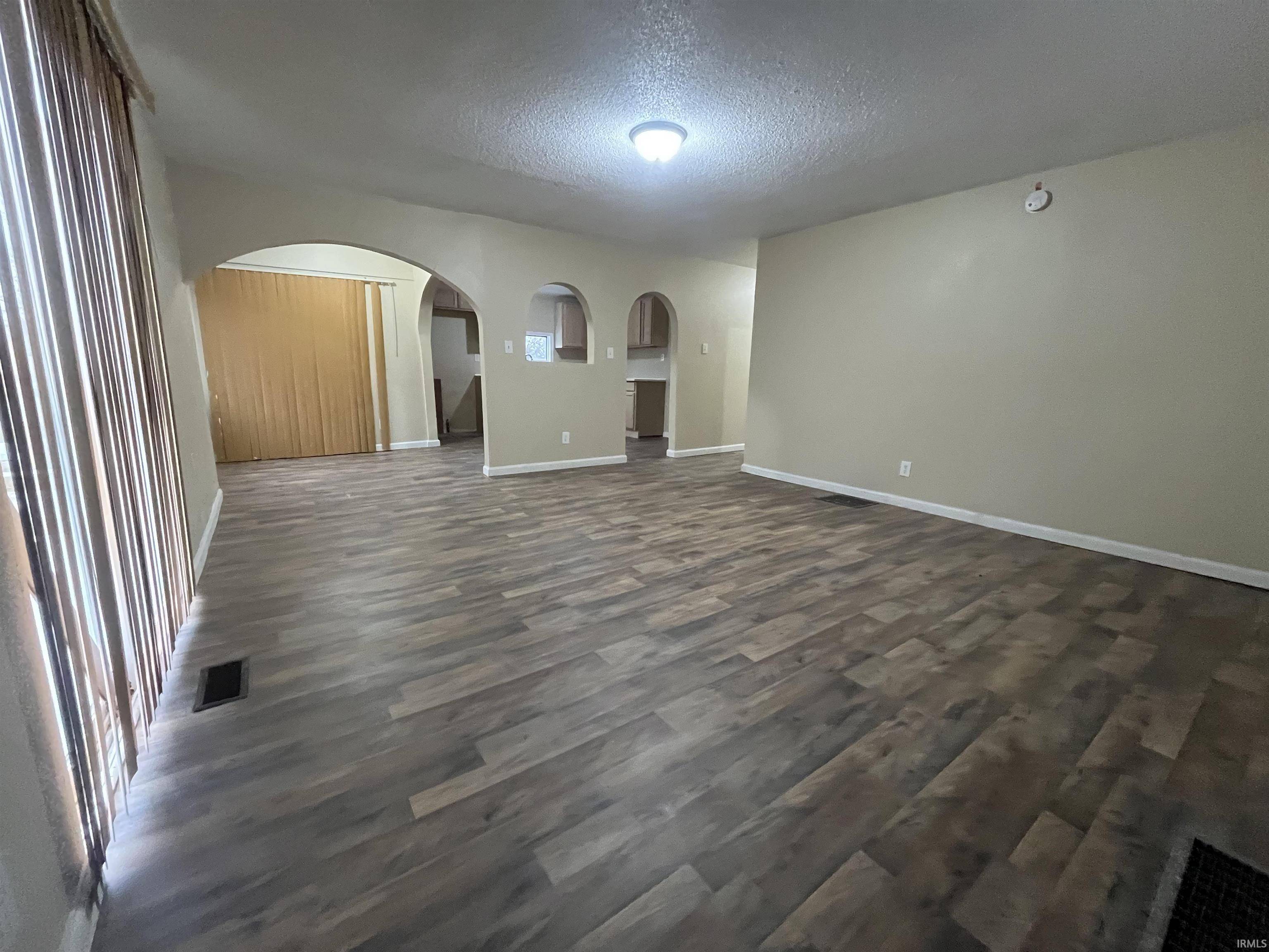 726 W Calvert ST, South Bend, IN 46613