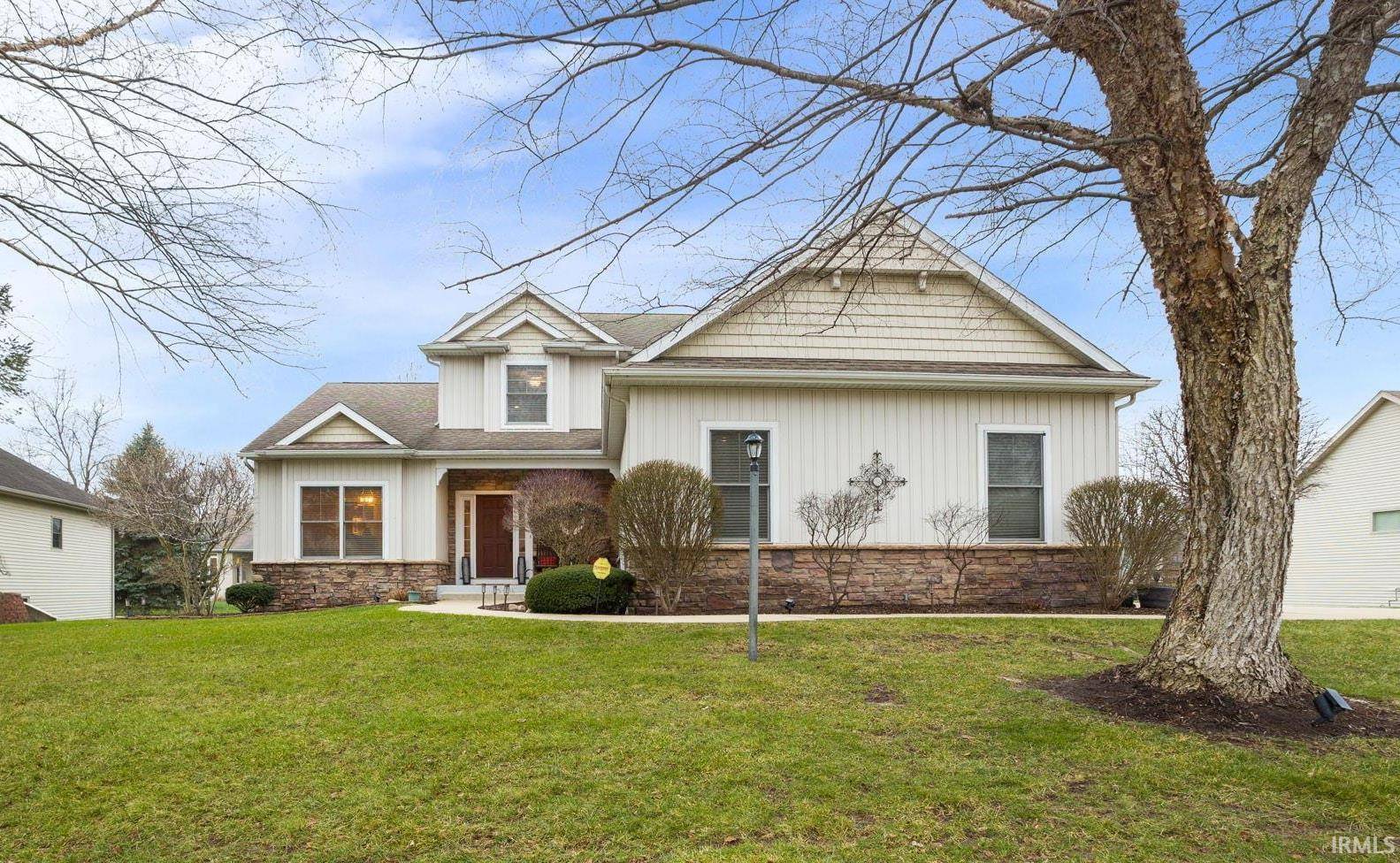 51265 Enchanted Oak CT, South Bend, IN 46628-8208