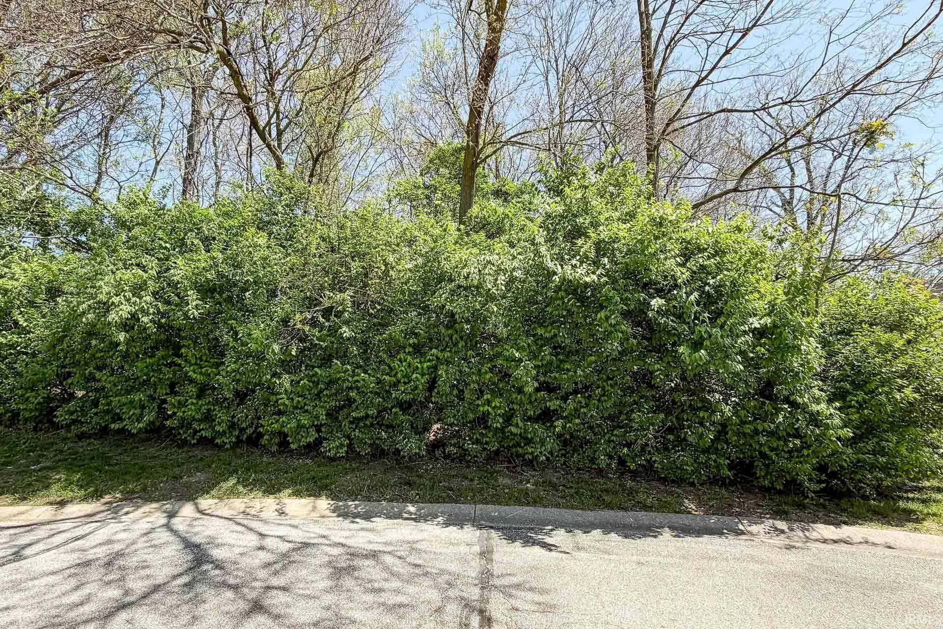 53384 Stoneridge DR, South Bend, IN 46637
