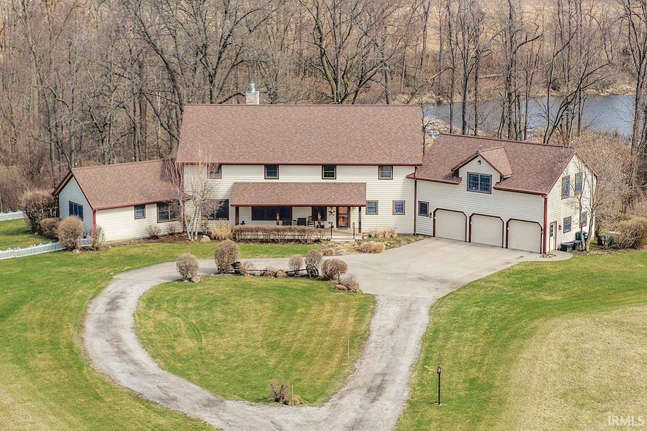 17901 County Road 112 ***, Bristol, IN 46507-8876