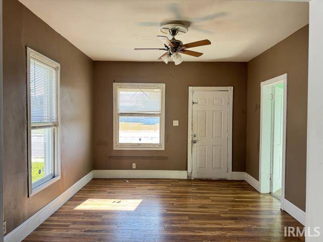 2307 LINDEN AVE, South Bend, IN 46628
