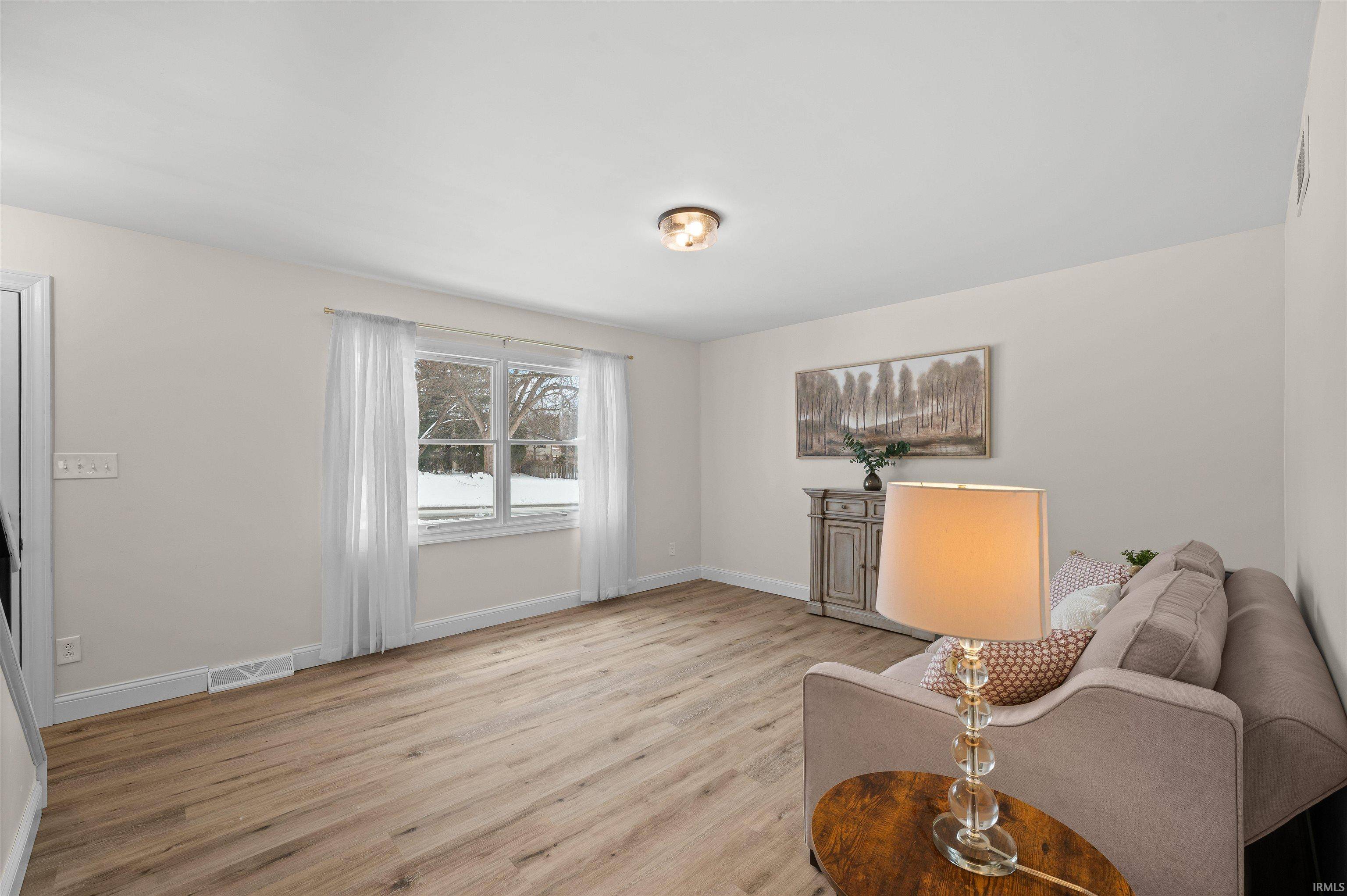 52191 Carriage Hills DR, South Bend, IN 46635-1006
