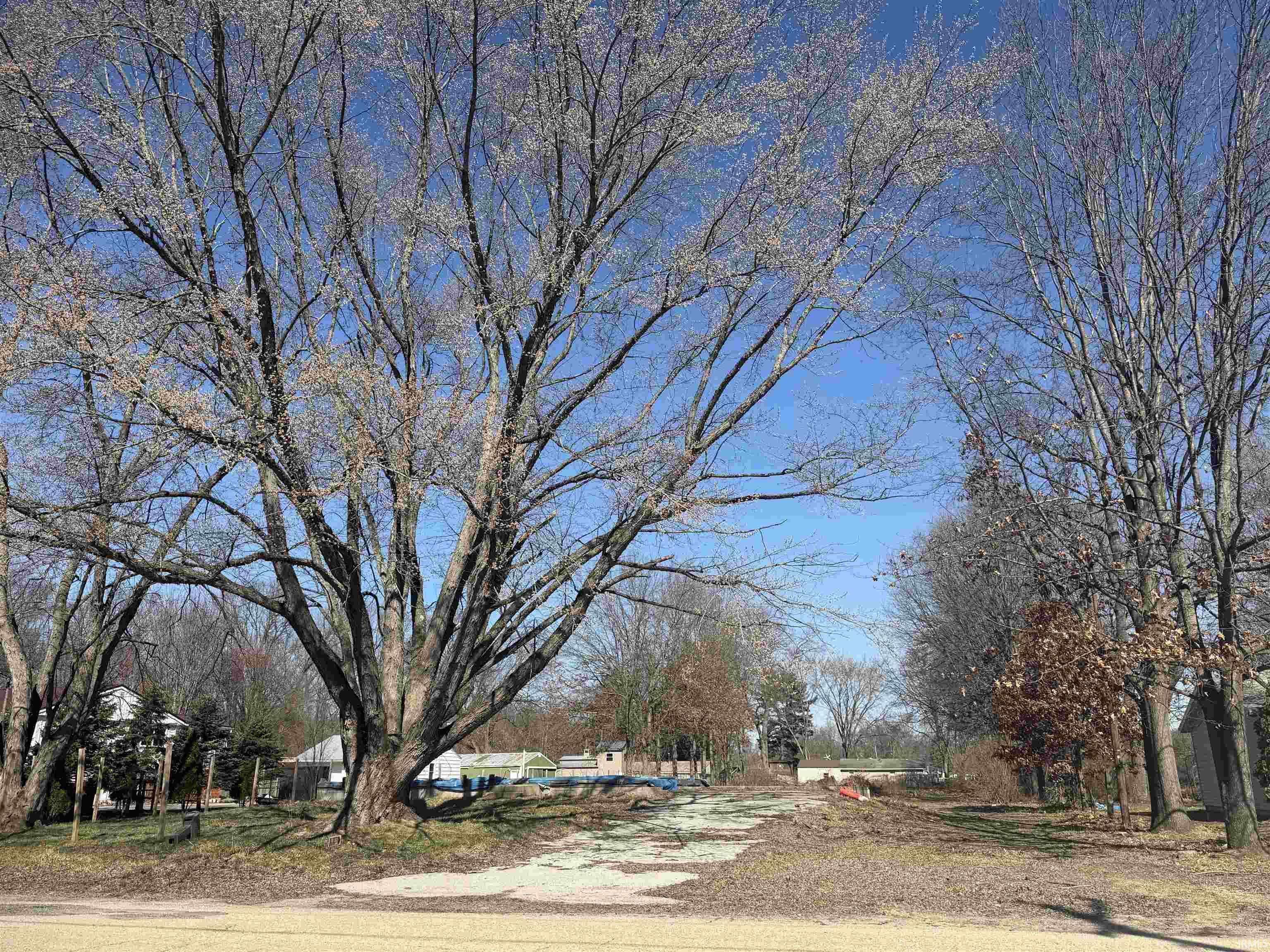 27723 Plainfield DR, Elkhart, IN 46514
