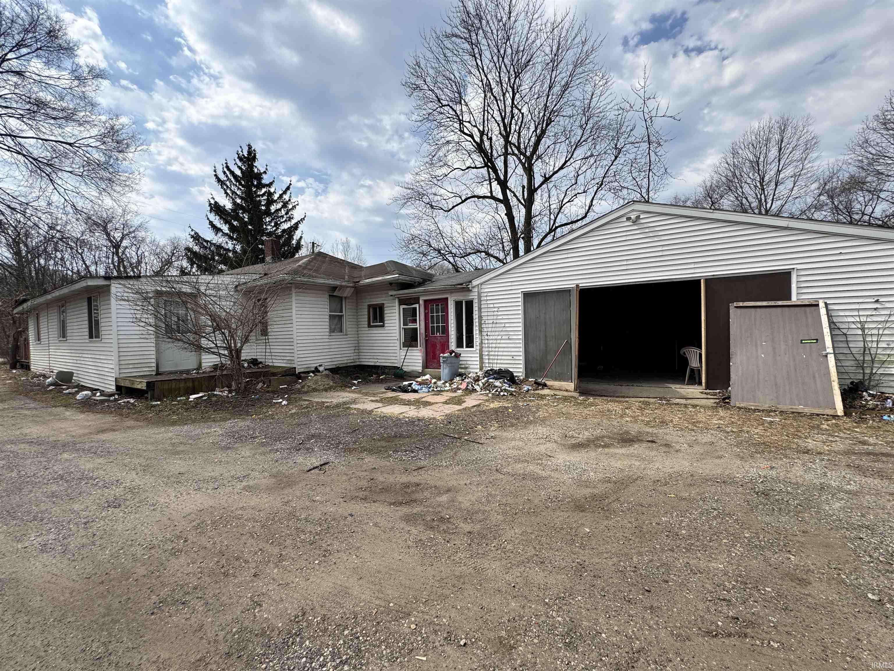 24585 Fillmore RD, South Bend, IN 46619