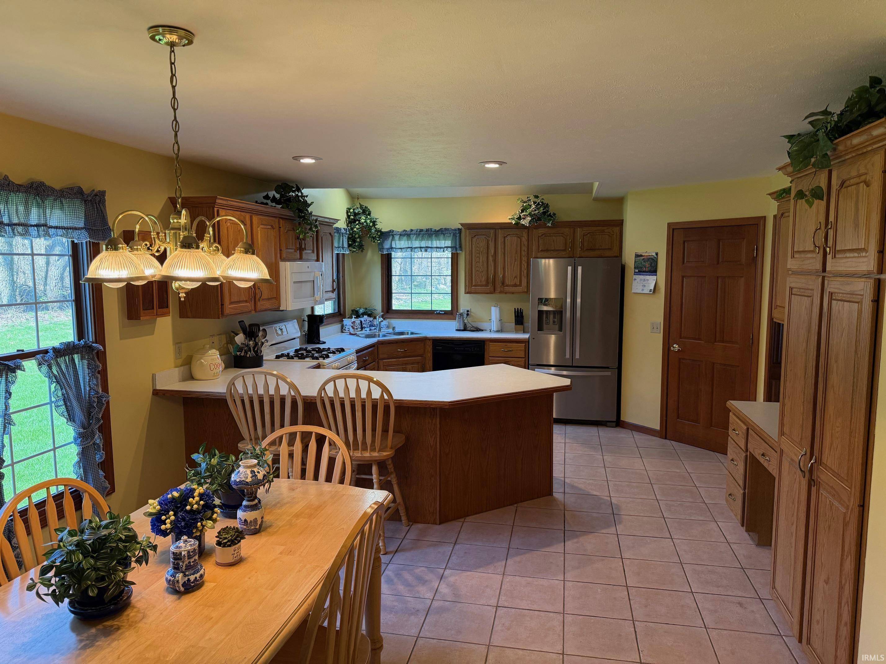 12369 Coral CT, Plymouth, IN 46563