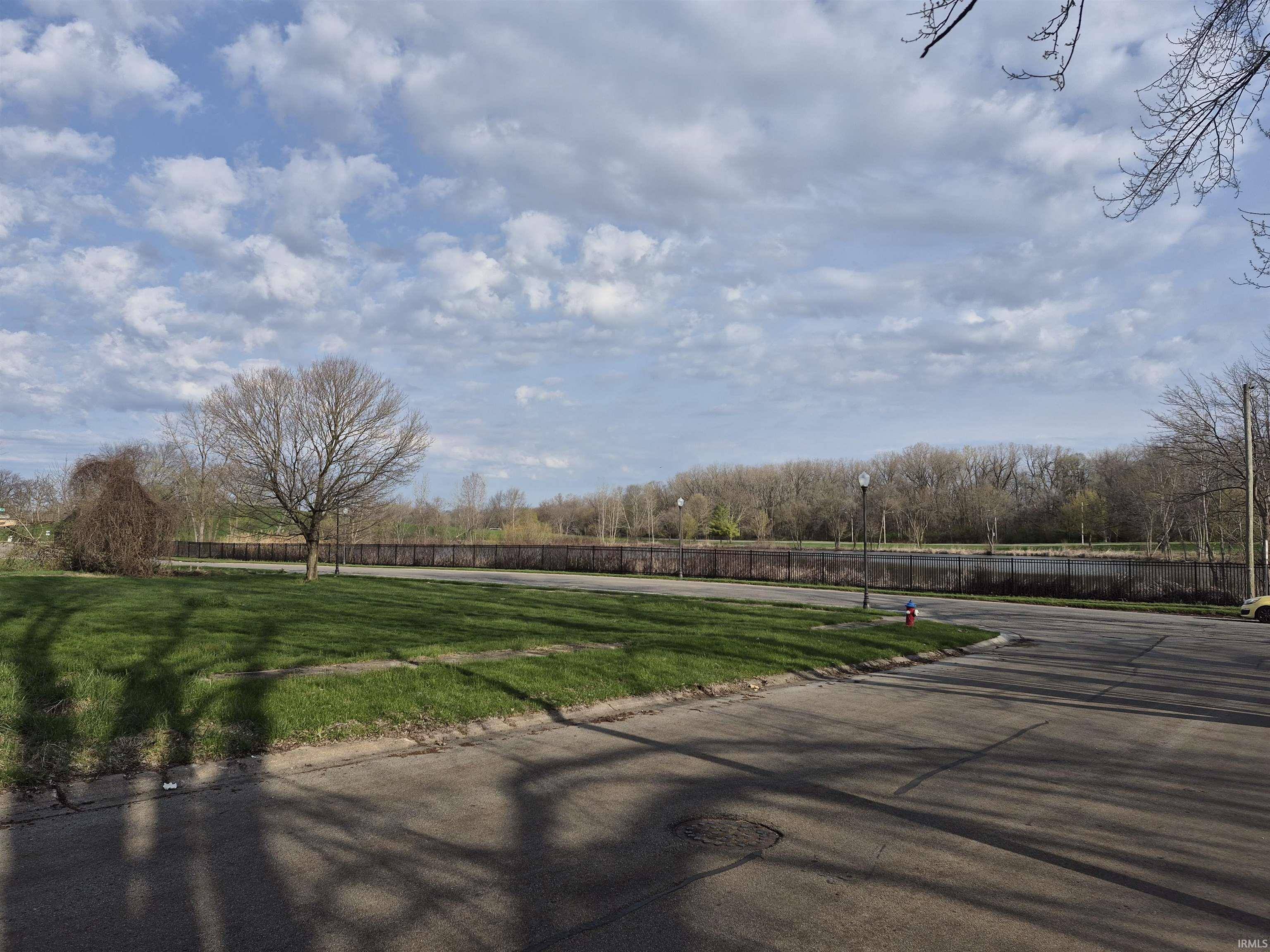 122 S Liberty ST, South Bend, IN 46619