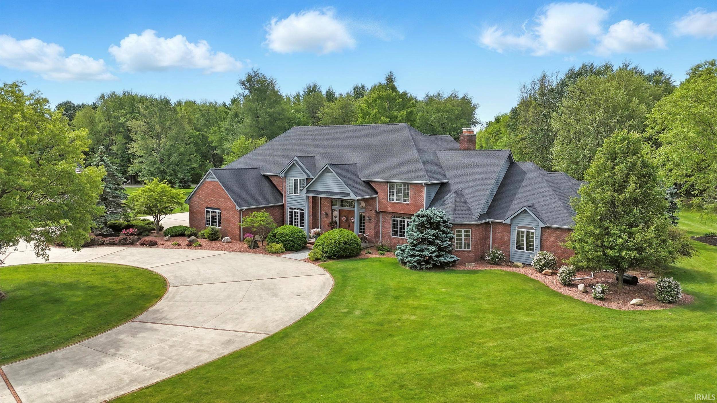 2341 S Paxton DR, Warsaw, IN 46580-6423