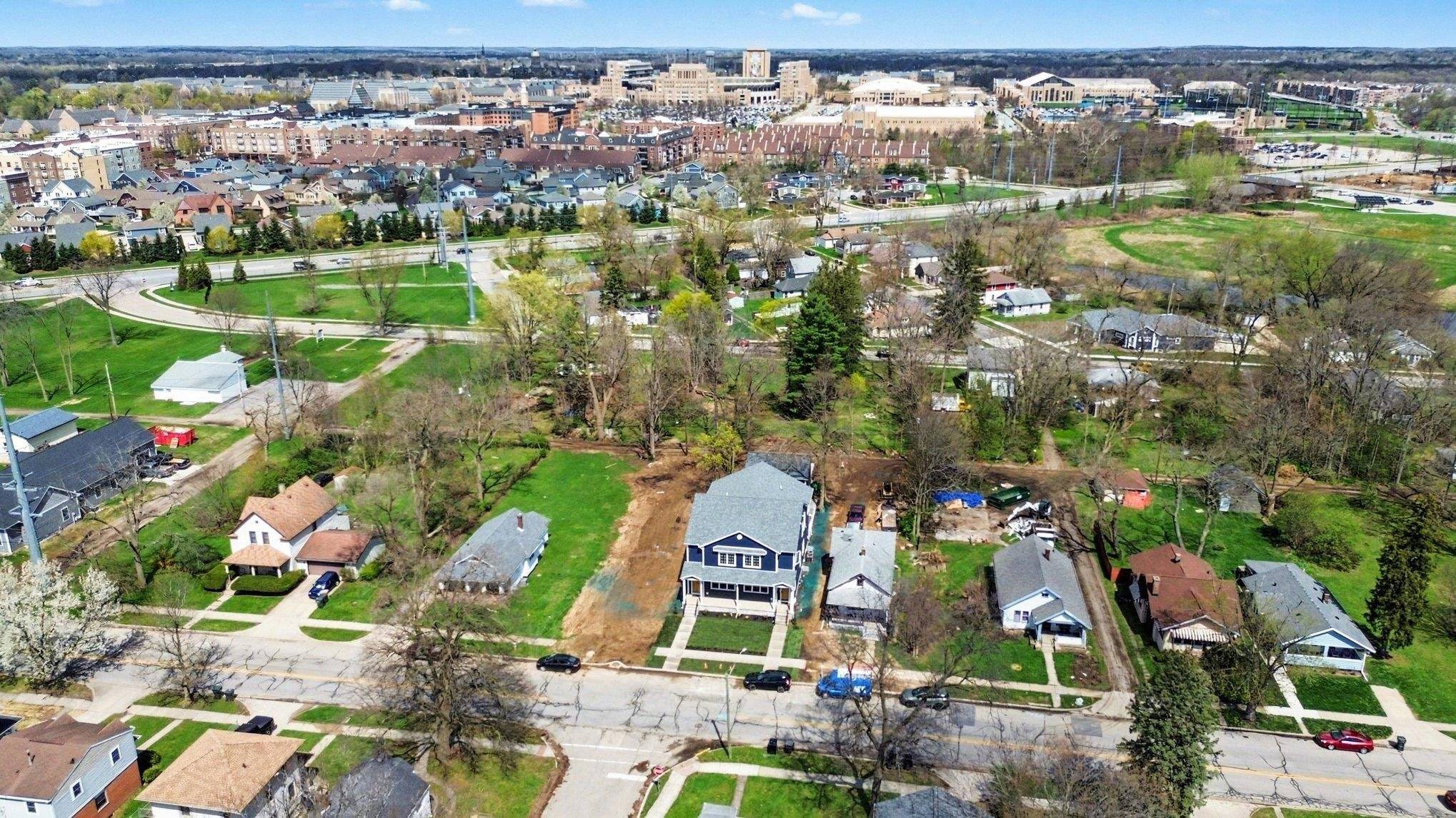1335 Corby BLVD #A, South Bend, IN 46617