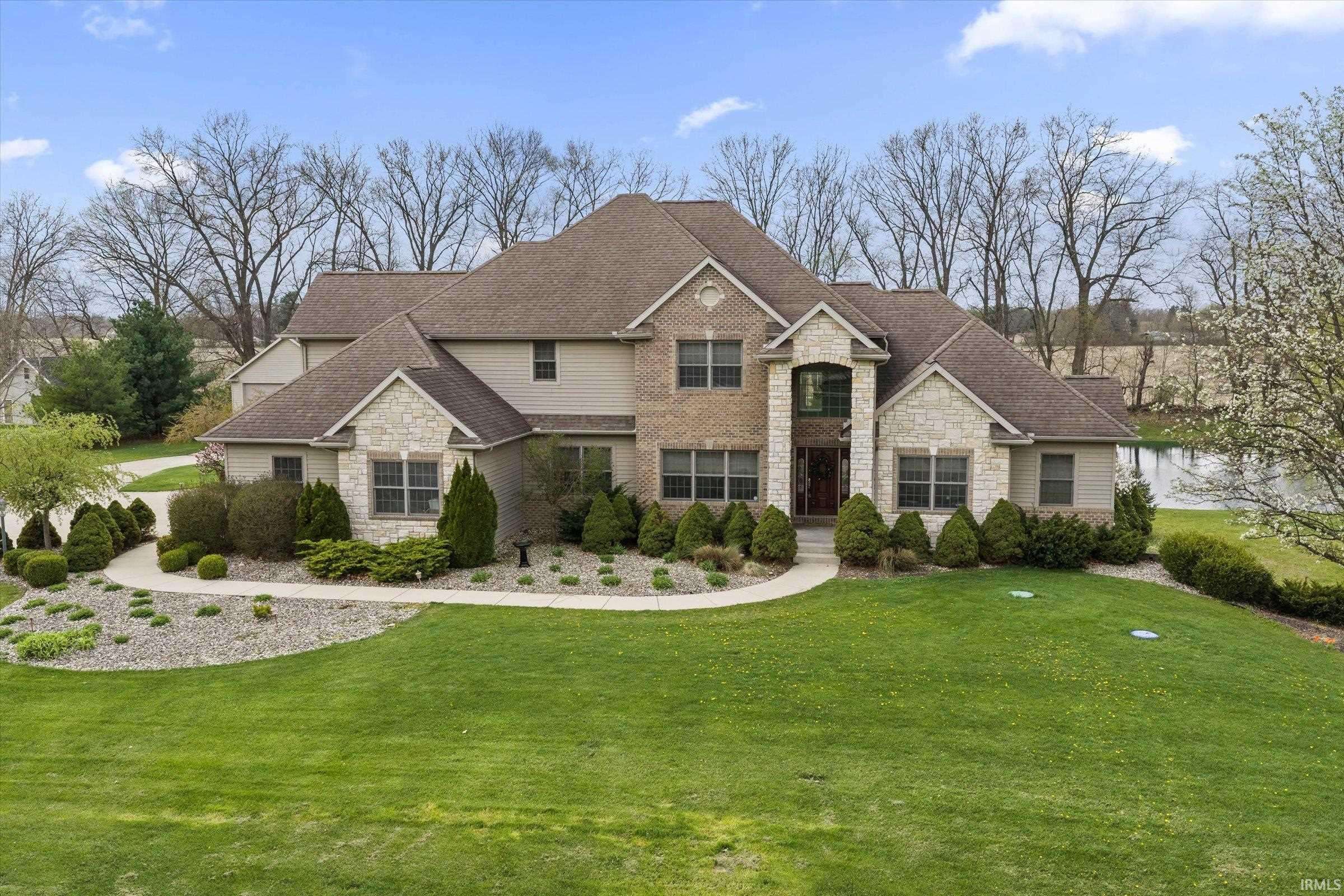 53785 Blue Lake DR, Elkhart, IN 46514