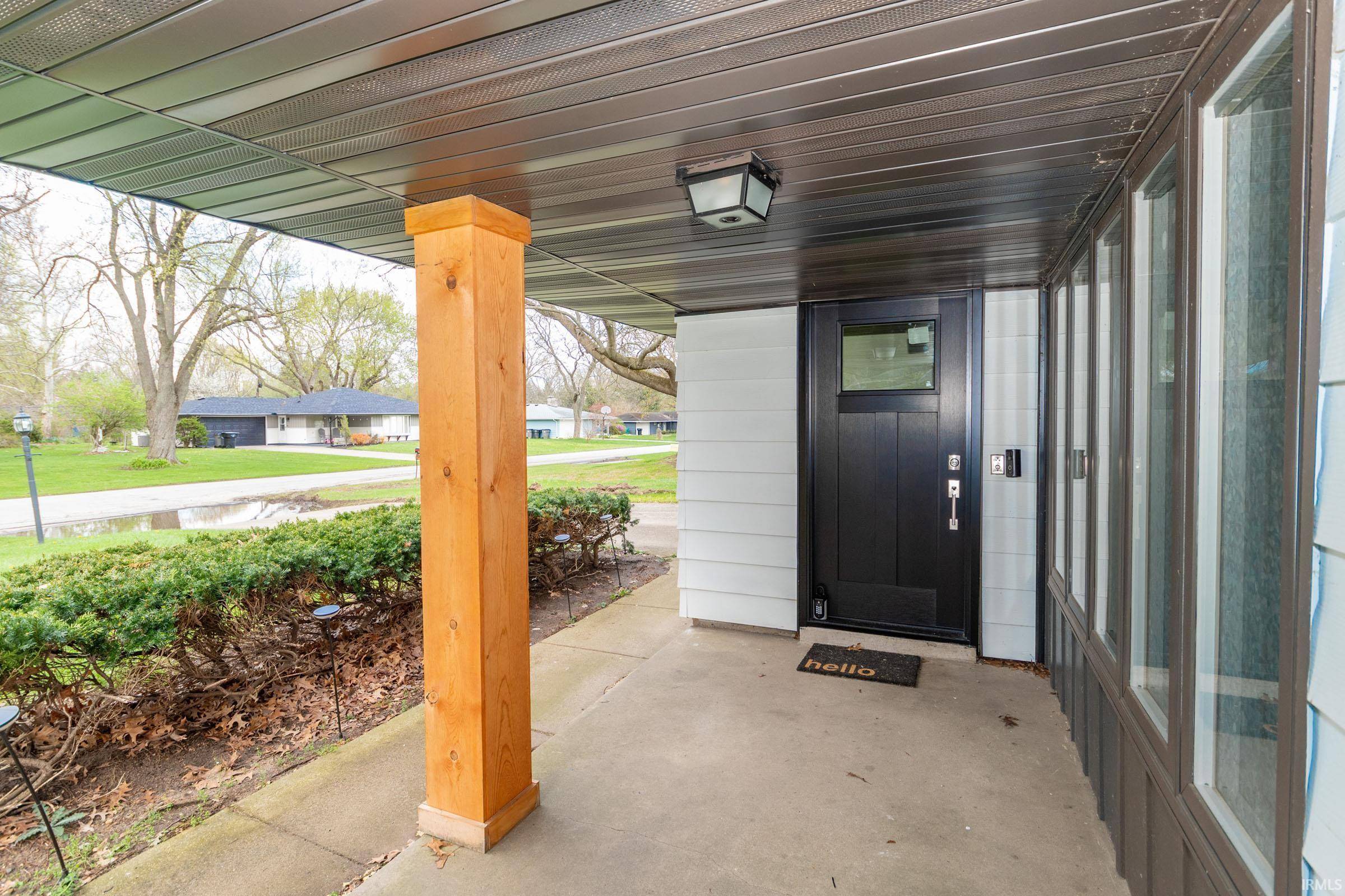 17370 Parker DR, South Bend, IN 46635-1251