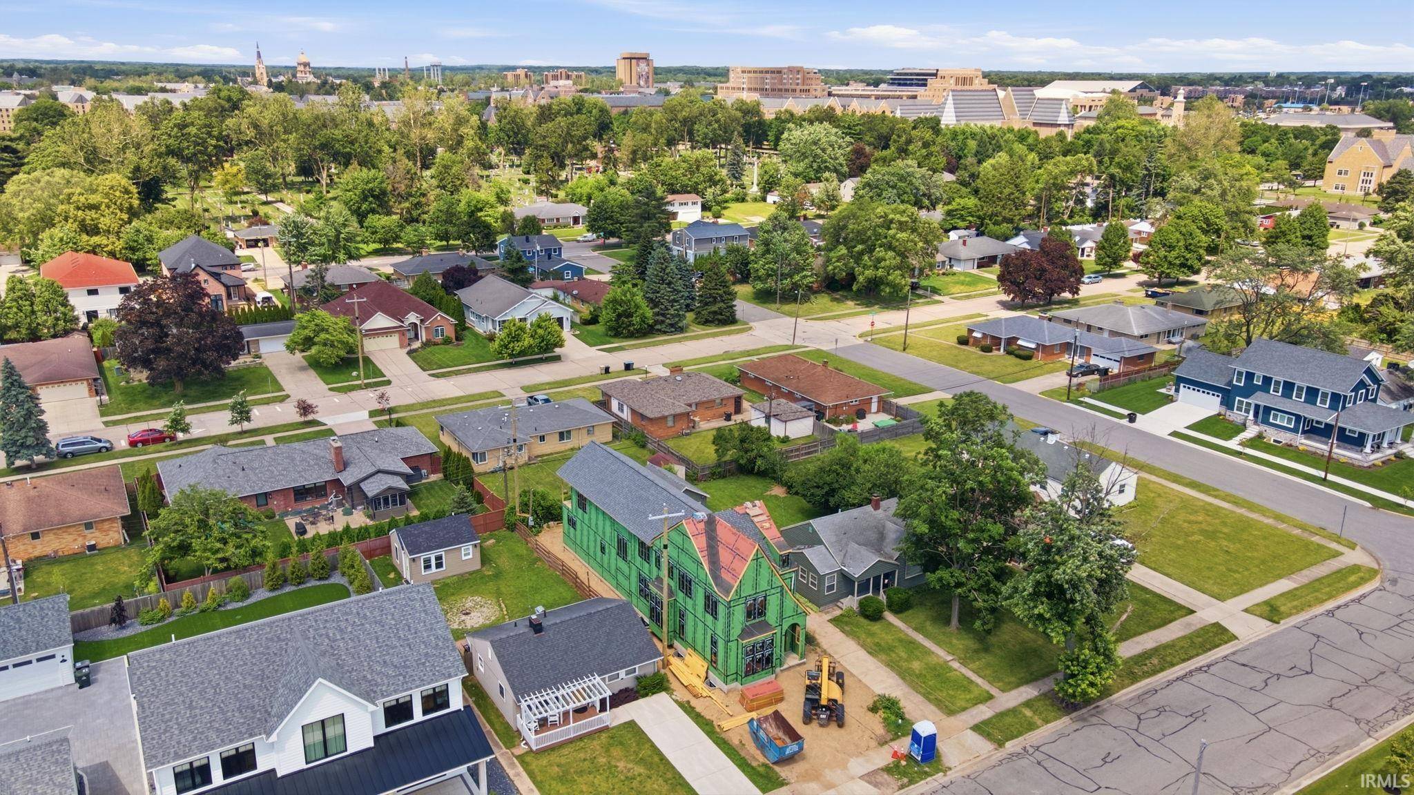 615 Napoleon ST, South Bend, IN 46617