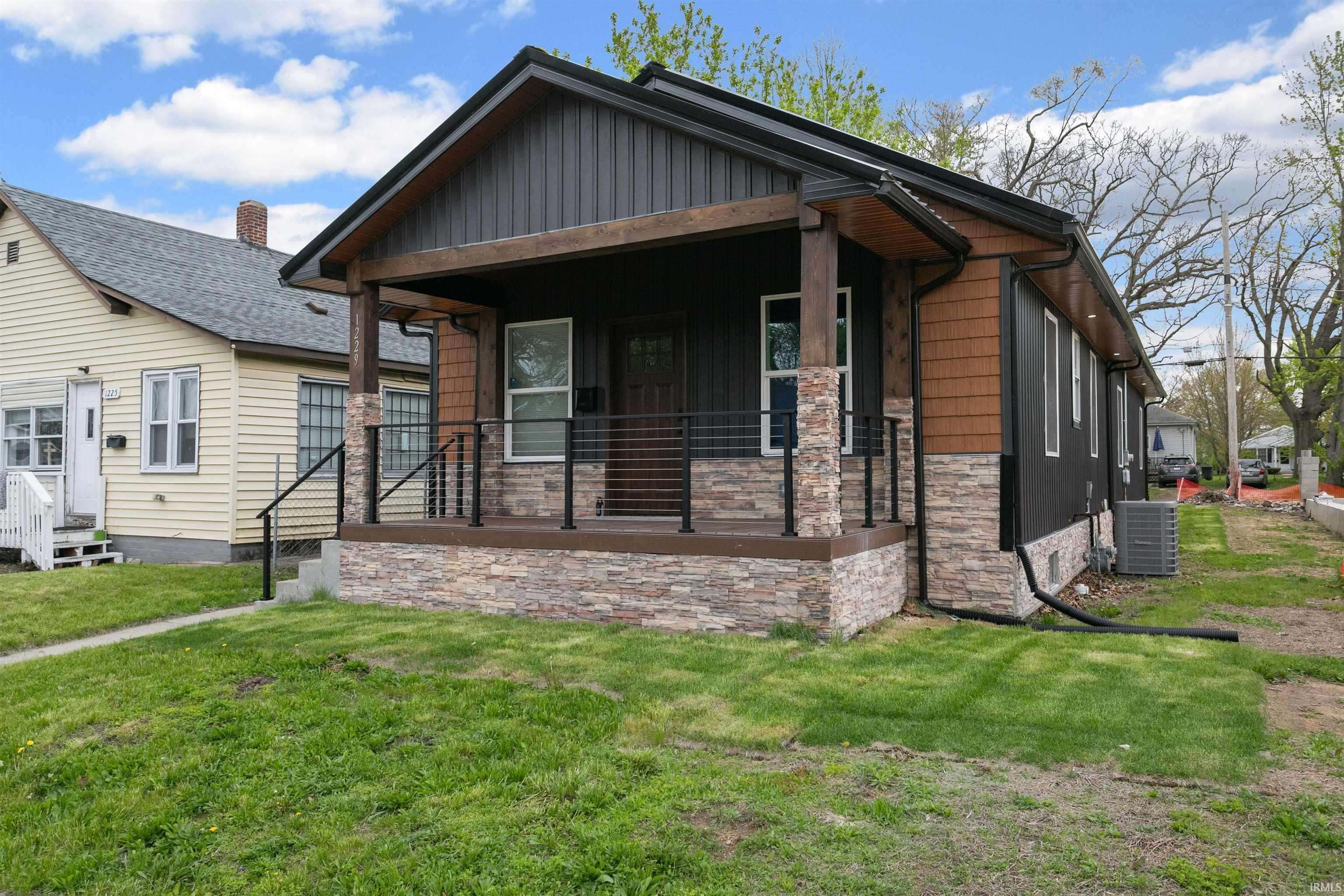 1229 Miner ST, South Bend, IN 46617