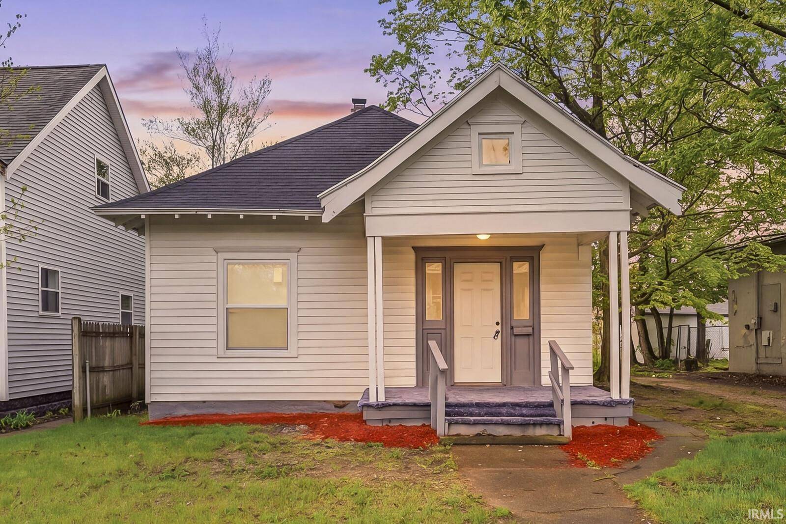 1310 Kinyon ST, South Bend, IN 46616