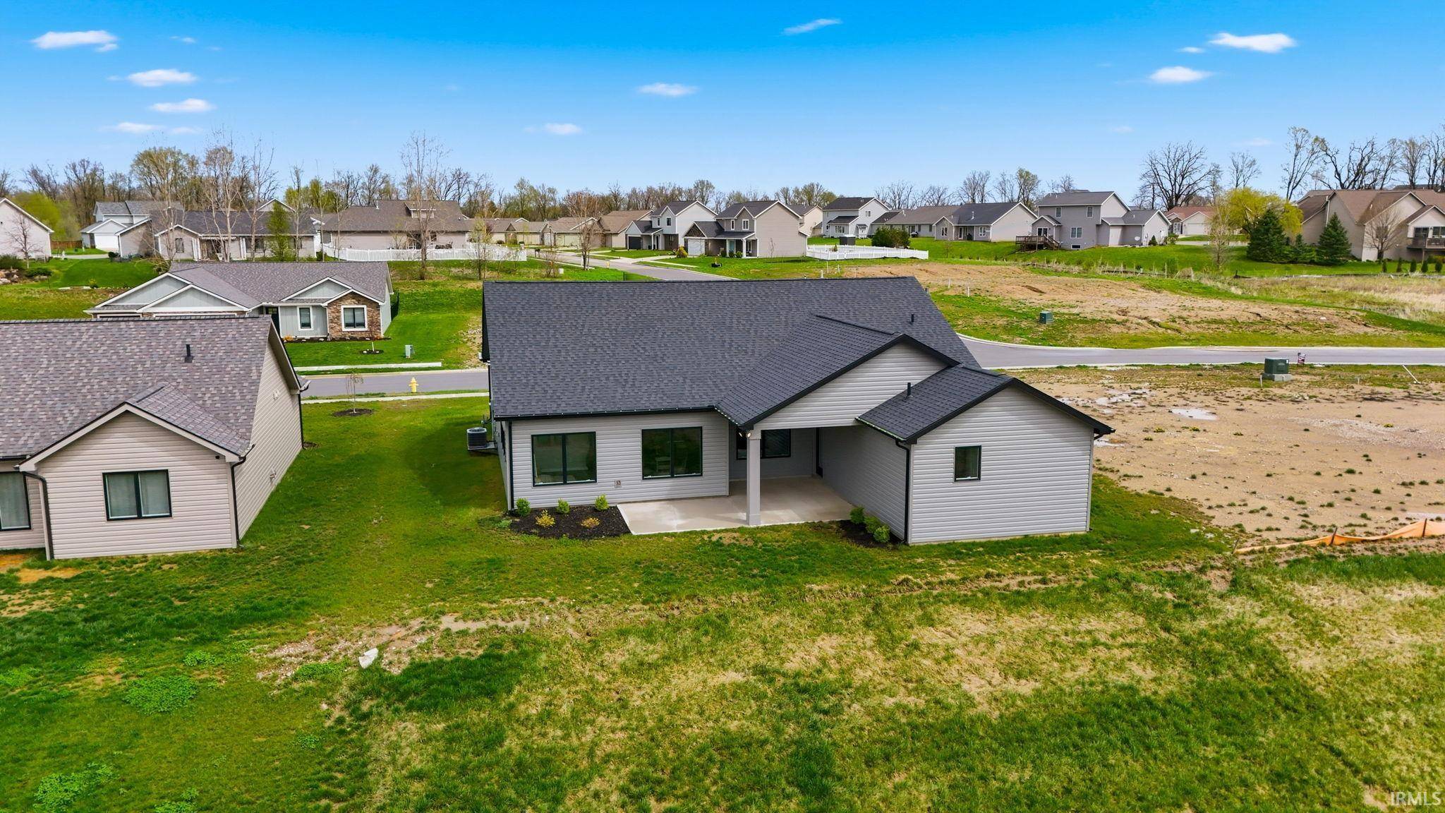 150 Wagon Wheel DR, Warsaw, IN 46580
