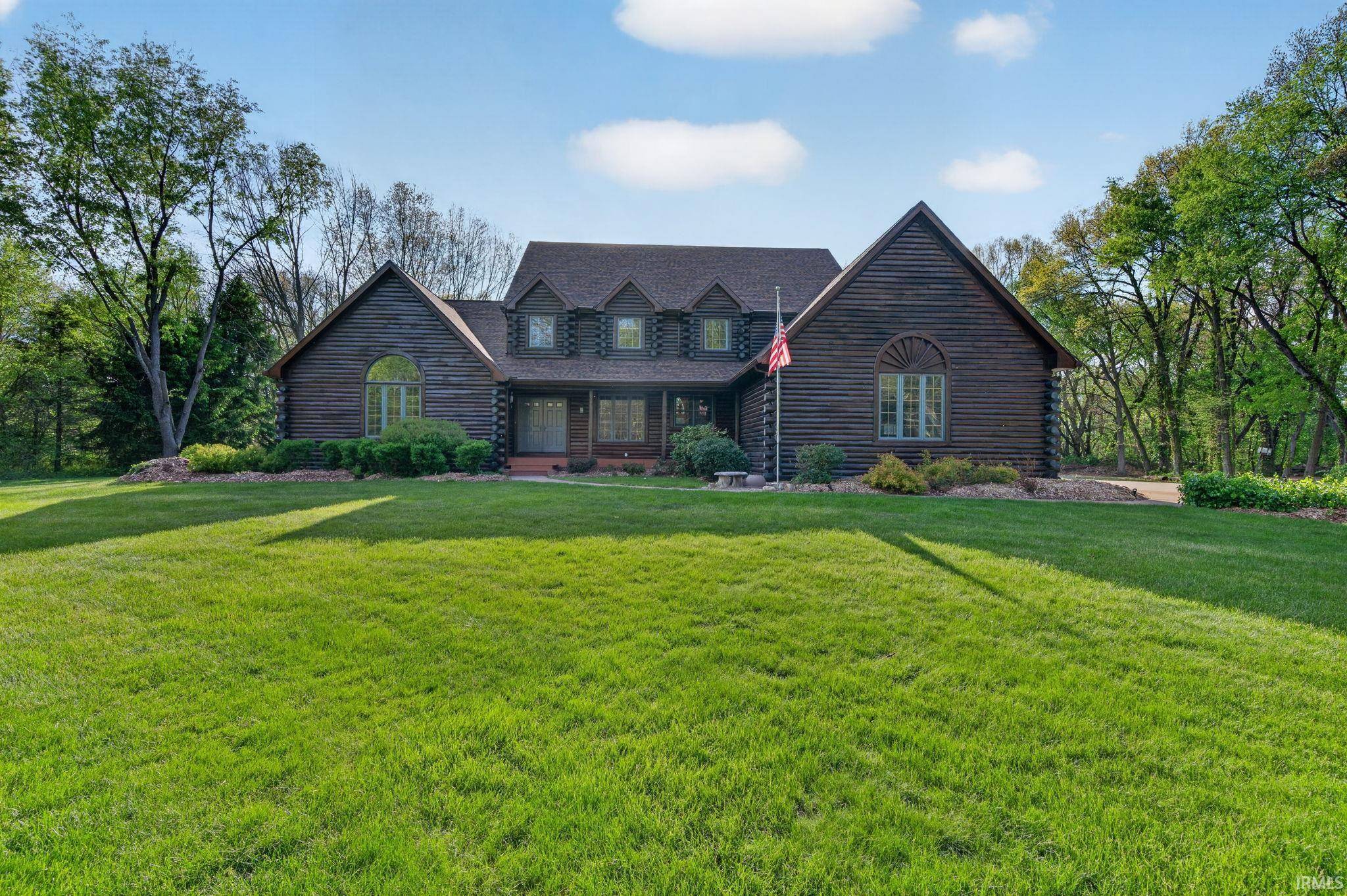 30131 Vantilburg CT, Elkhart, IN 46514-8988
