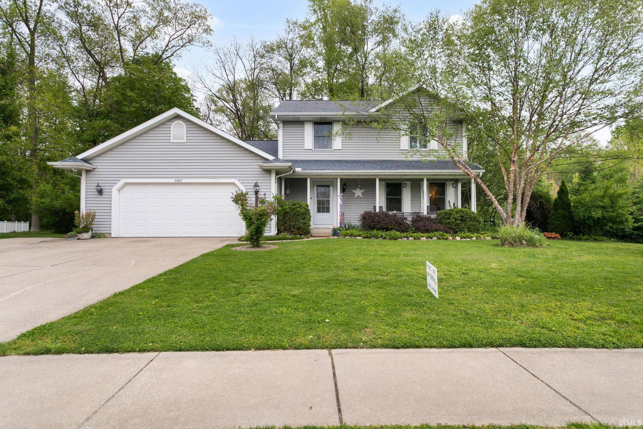 33671 Woodmont Ridge DR, New Carlisle, IN 46552-8222