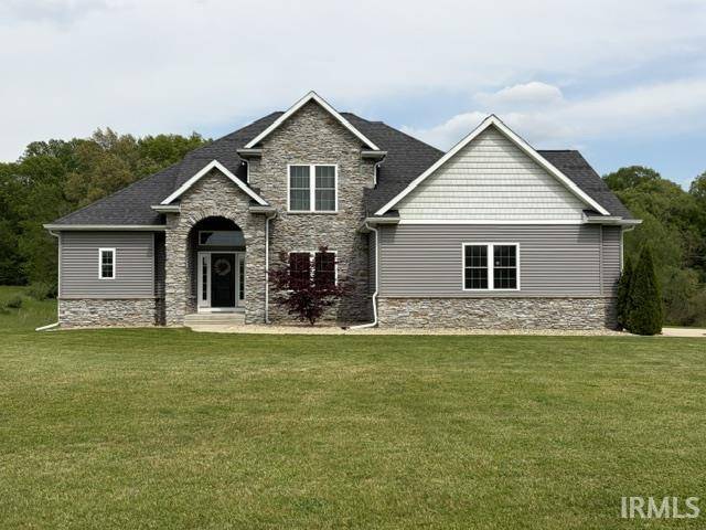 8210 Rose RD, Plymouth, IN 46563
