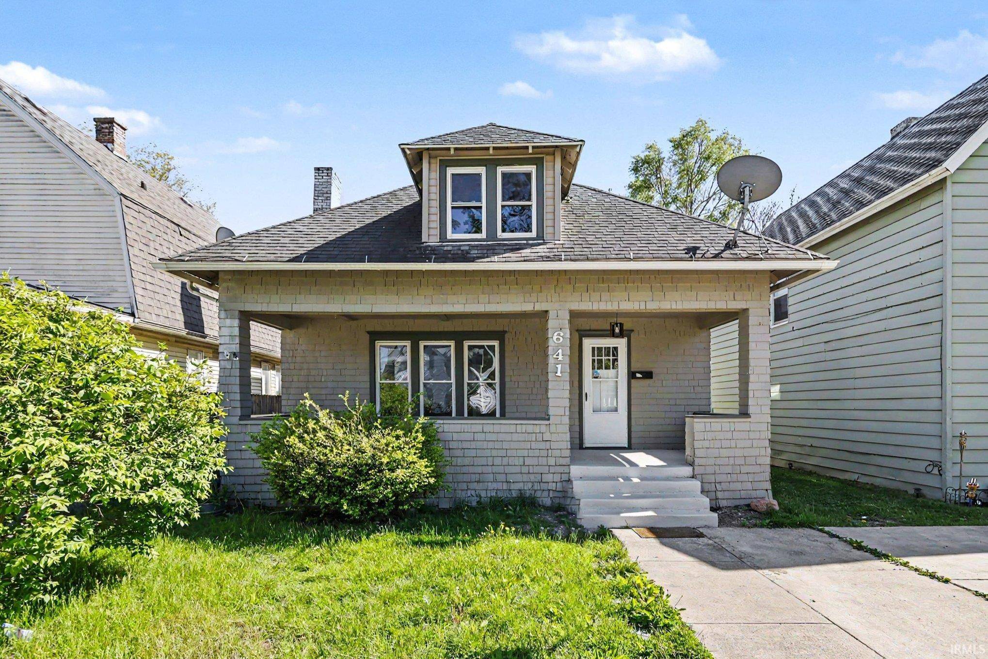 641 E 4th ST, Mishawaka, IN 46544
