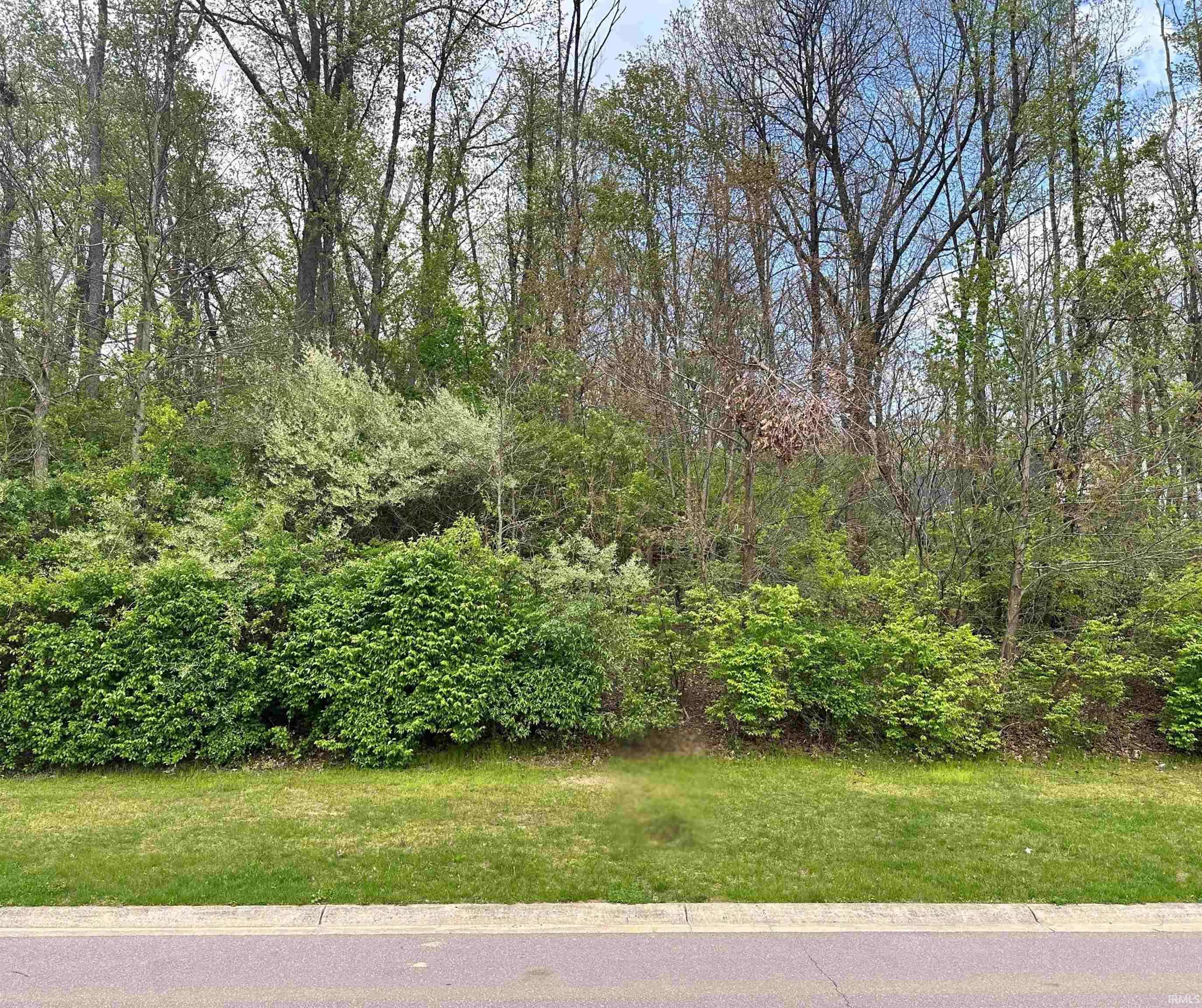 53264 Summer Breeze DR, South Bend, IN 46637-4558