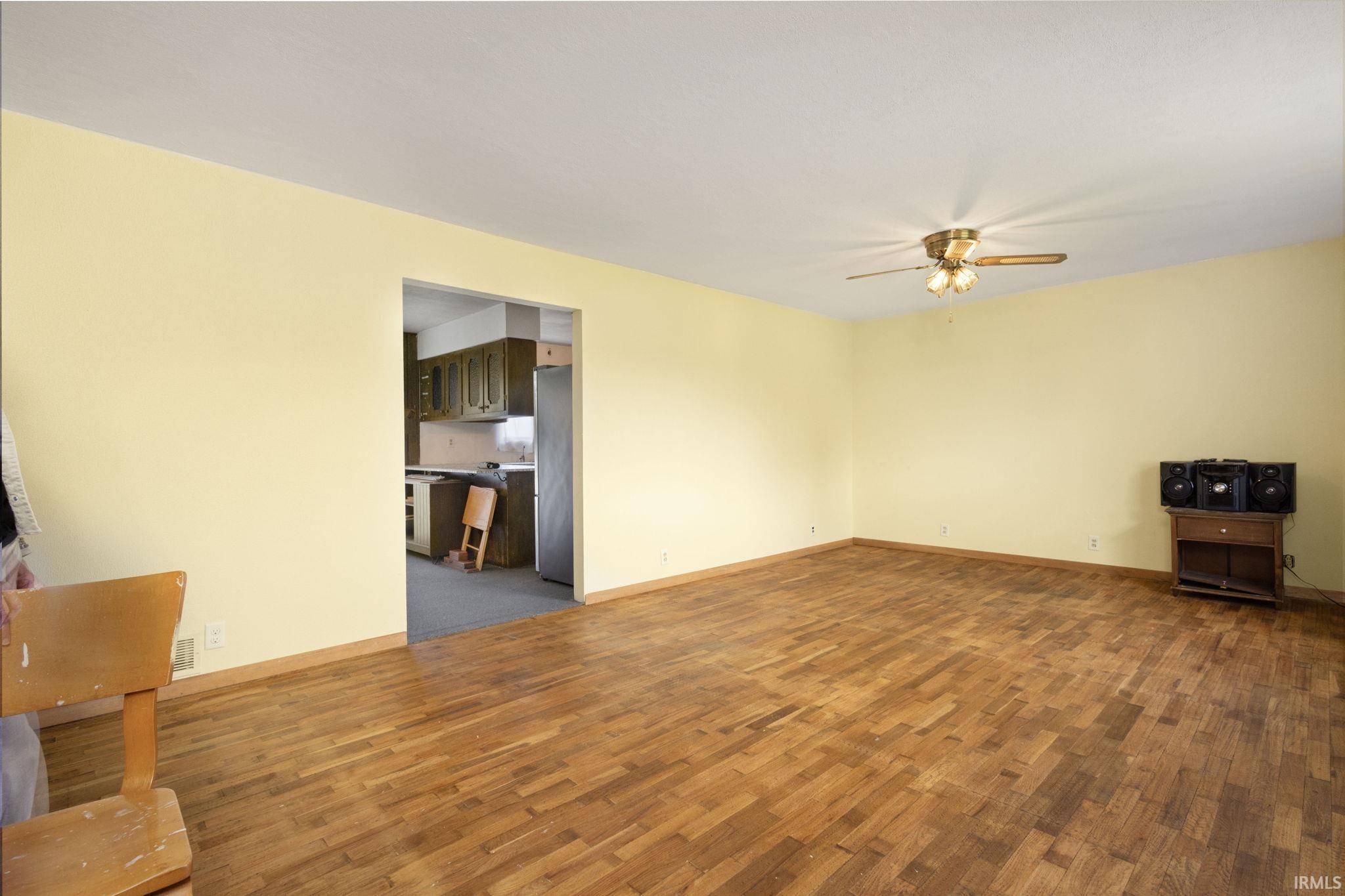 10675 Cleveland RD, Granger, IN 46530-7249