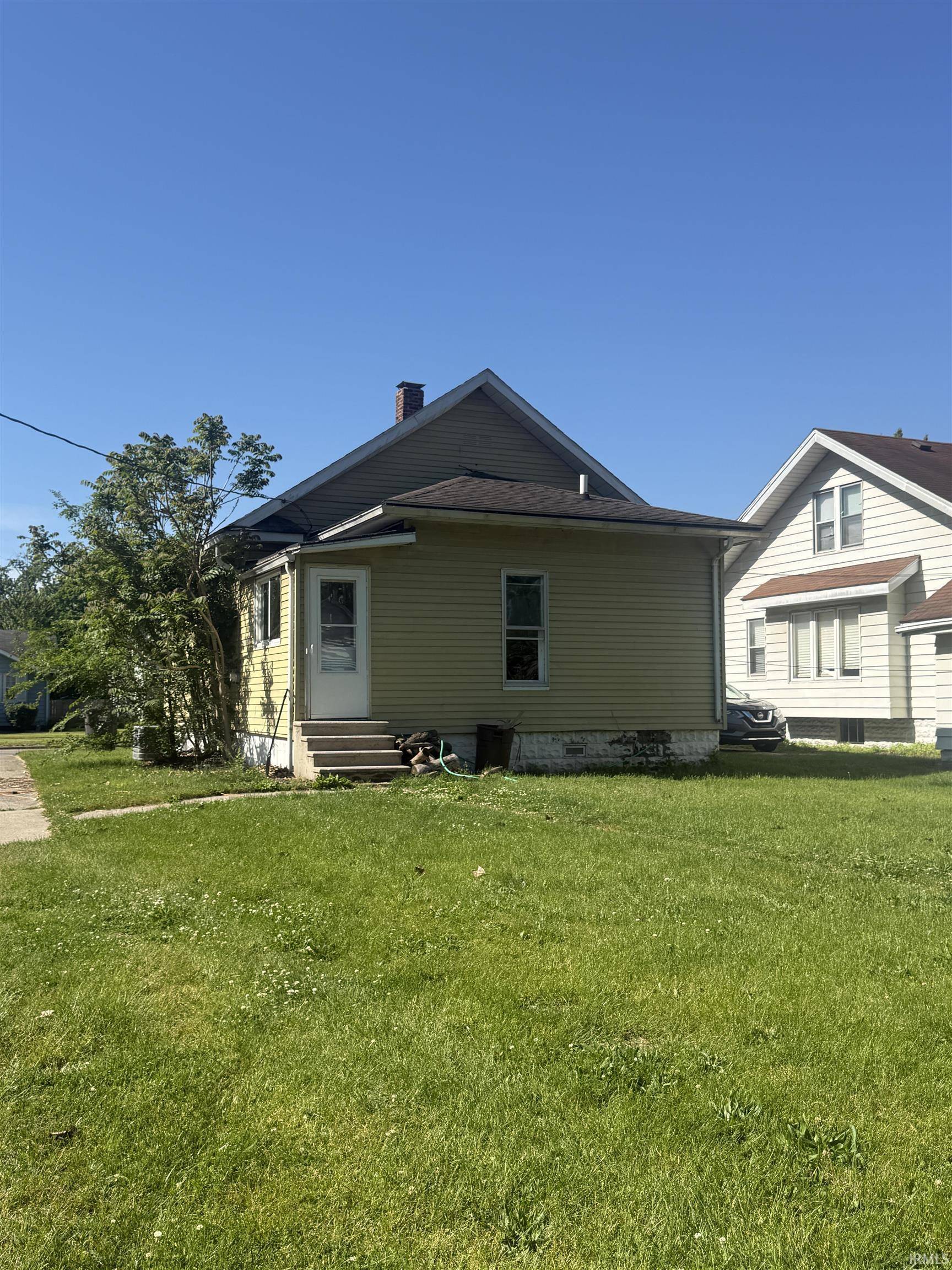 1500 W Lexington AVE, Elkhart, IN 46516
