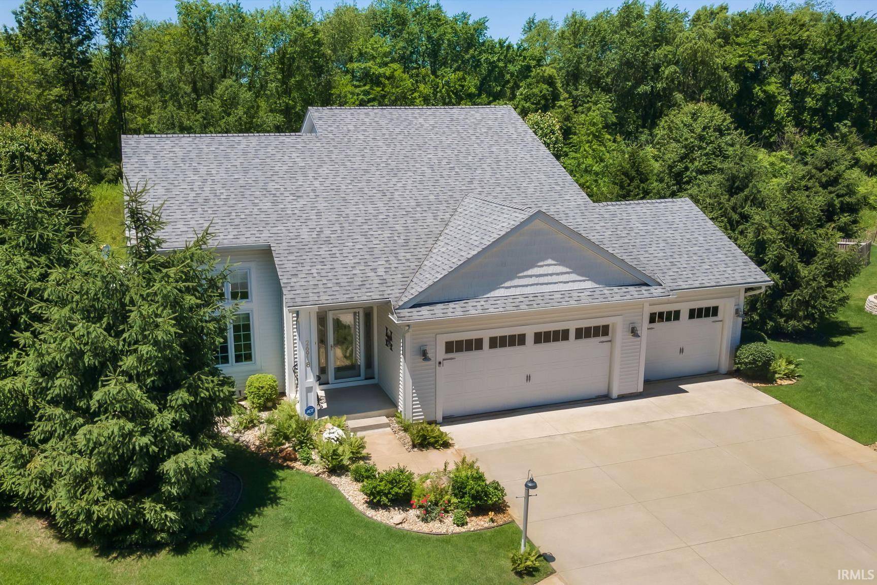 26918 Mc Arthur CT, South Bend, IN 46628-4628