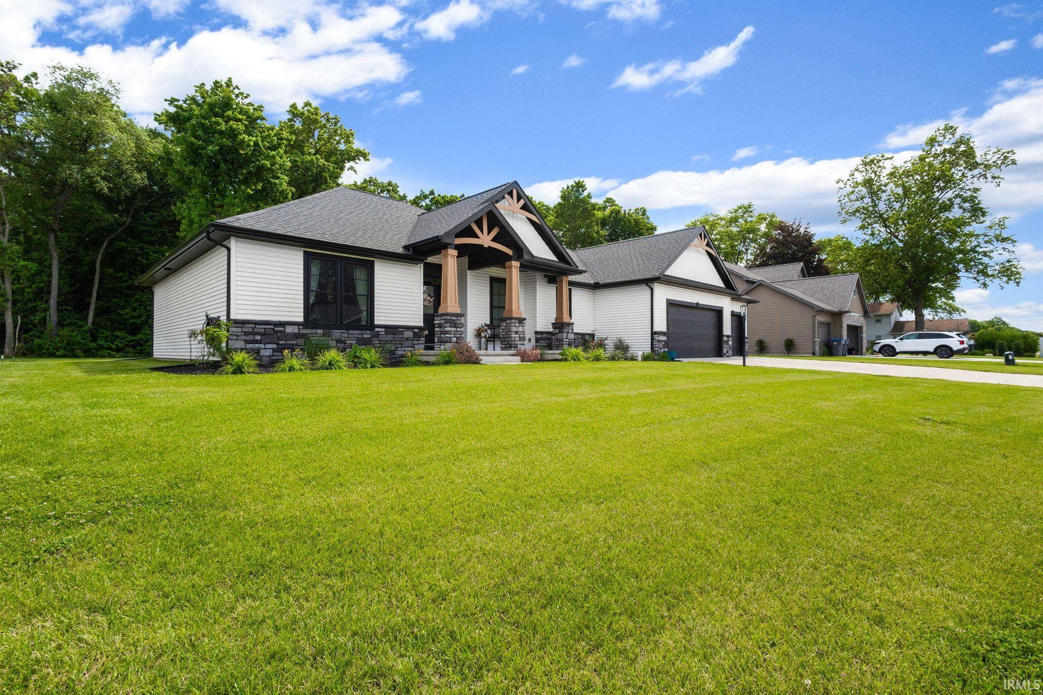 28878 Bernice DR, Elkhart, IN 46517