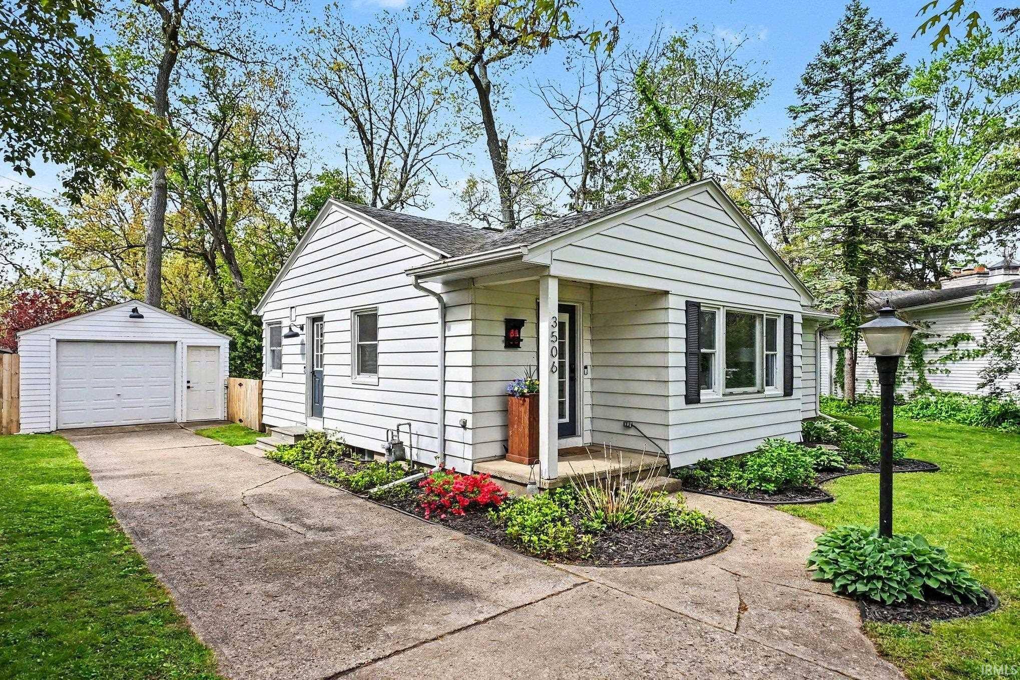 3506 Chevy Chase ***, South Bend, IN 46615