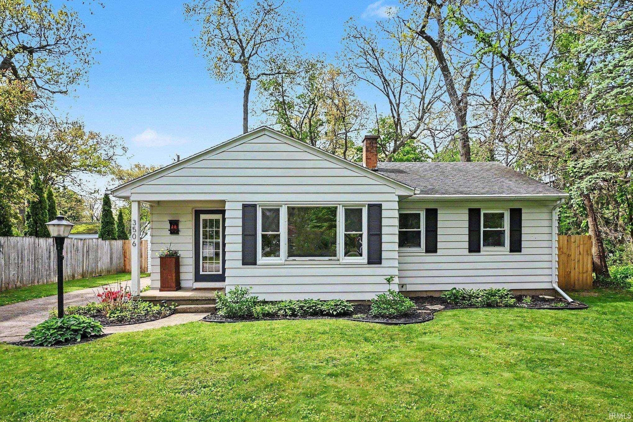 3506 Chevy Chase ***, South Bend, IN 46615