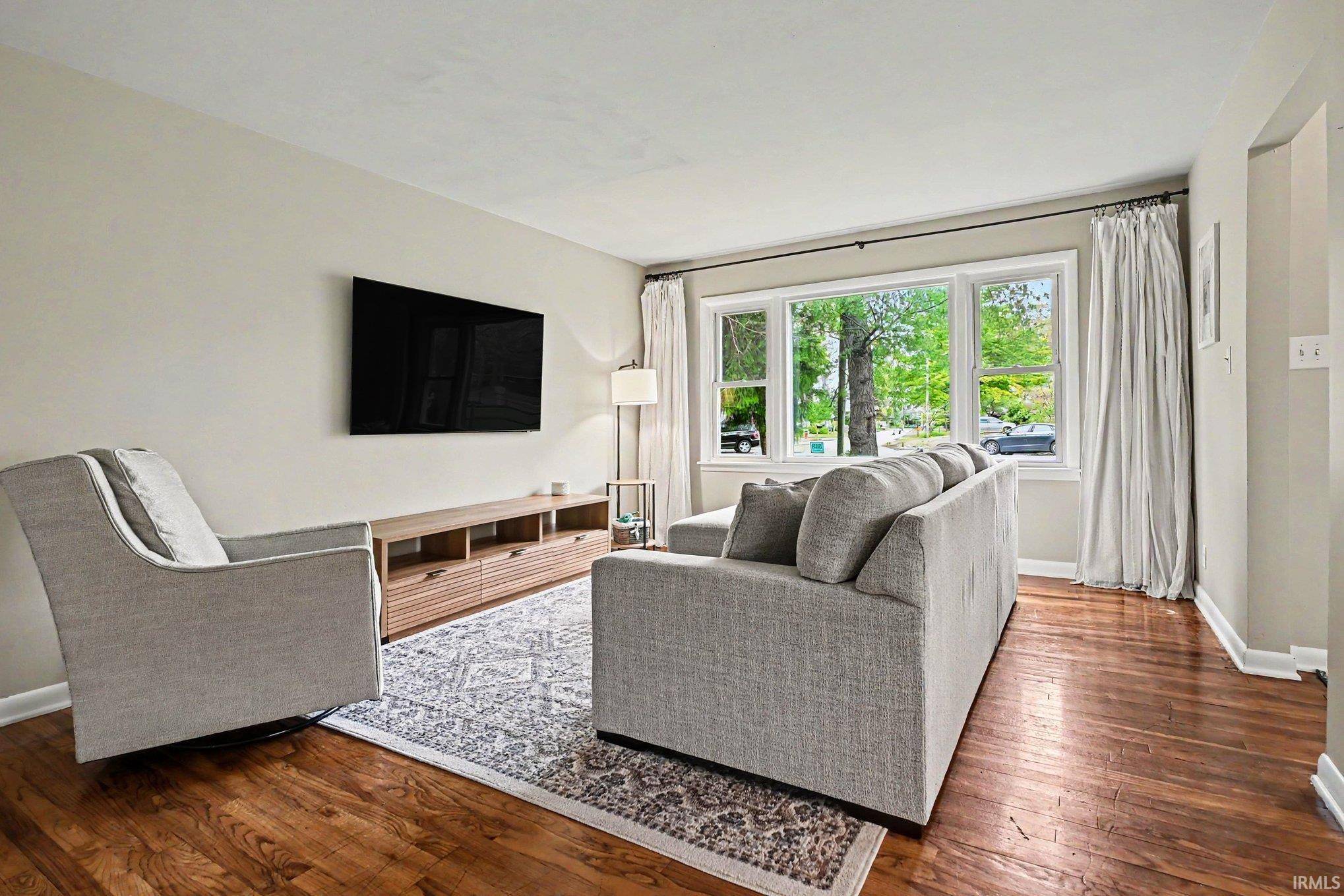 3506 Chevy Chase ***, South Bend, IN 46615