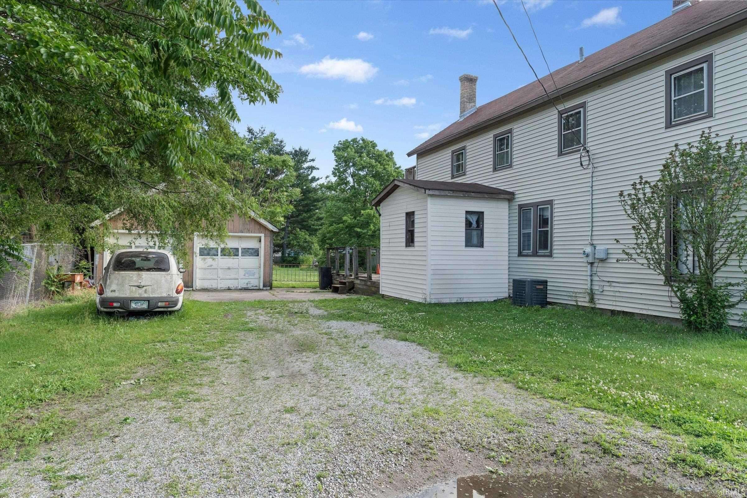 1639 Toledo RD, Elkhart, IN 46516