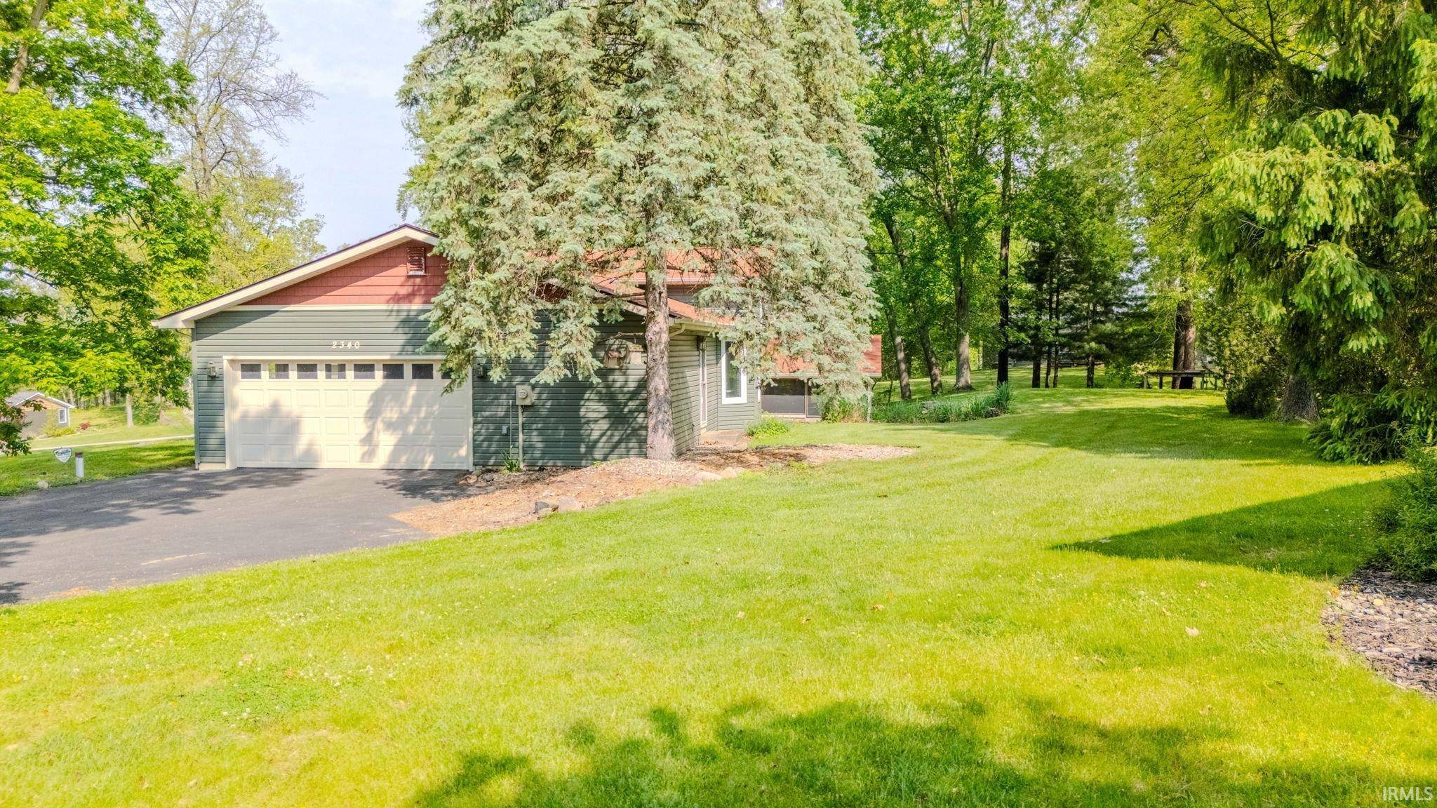 2340 E Kemo AVE, Warsaw, IN 46582