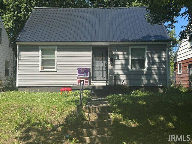 1721 Obrien ST, South Bend, IN 46628-3214