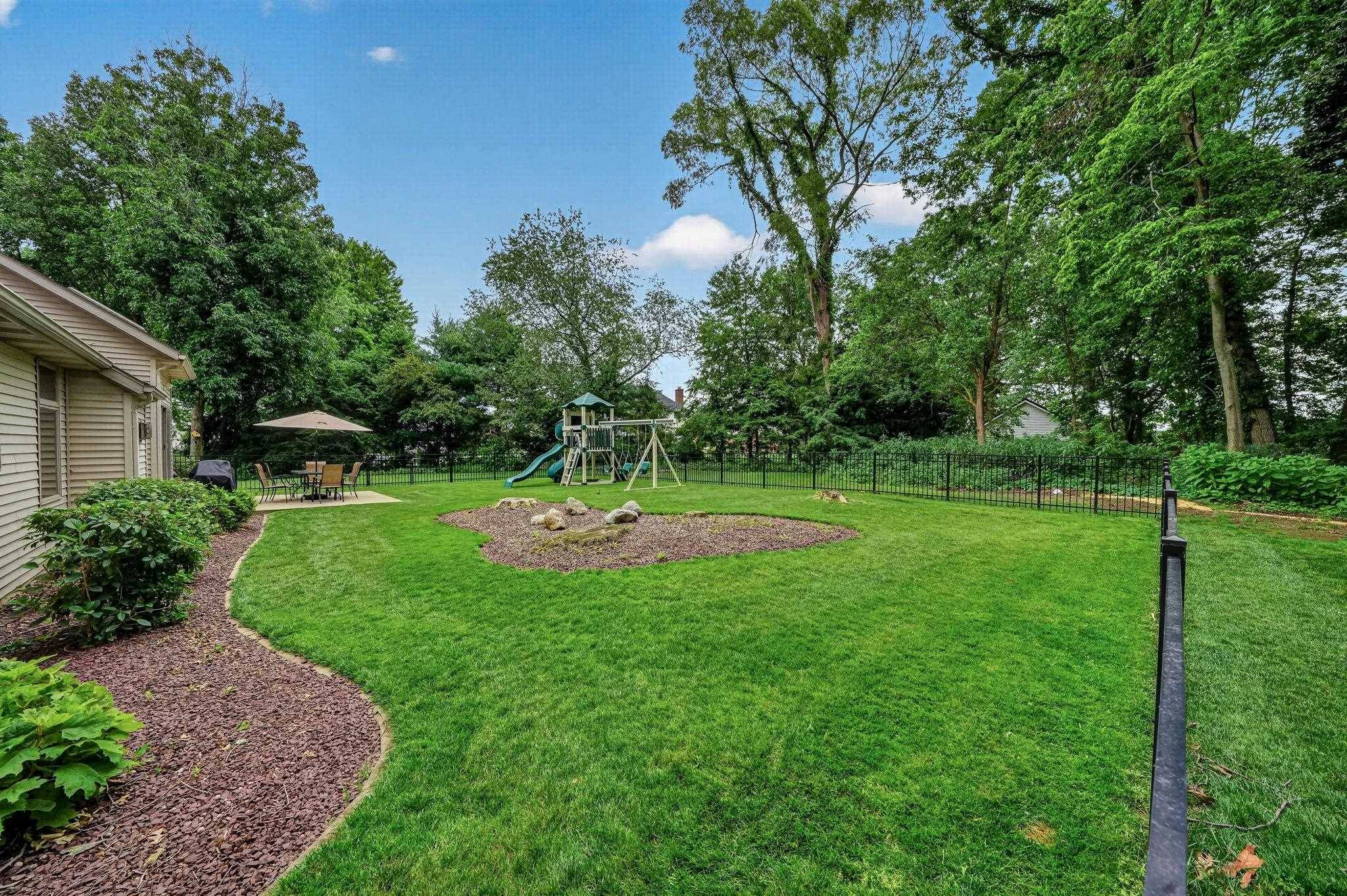 20260 Fieldstone Crossing DR, Goshen, IN 46528