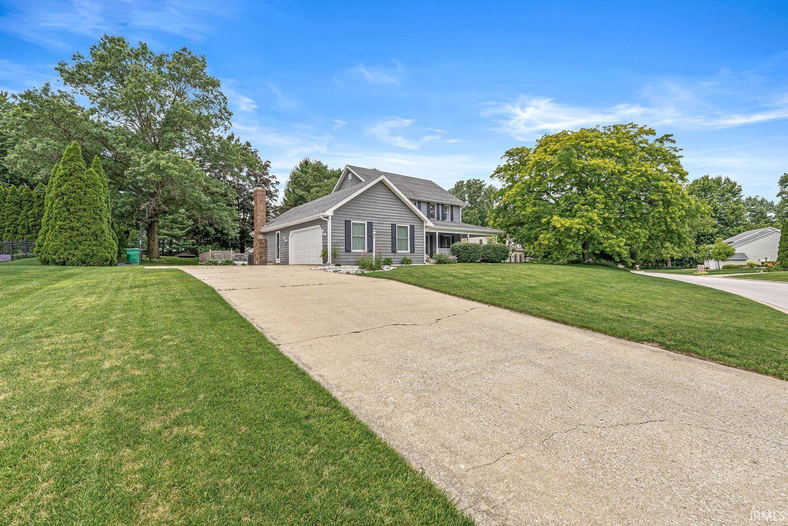 60955 Whispering Hills DR, South Bend, IN 46614