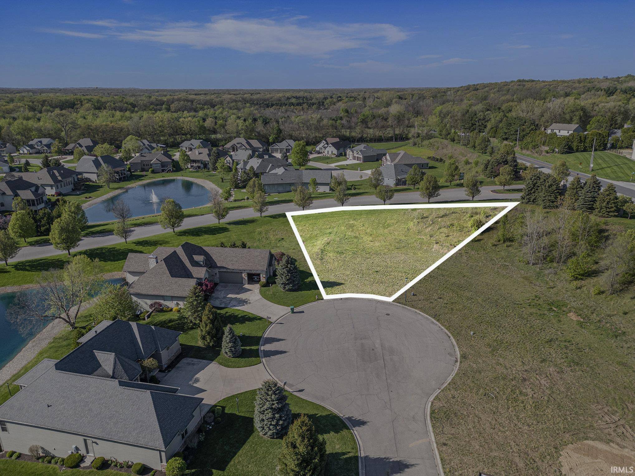 18008 Erin CT, South Bend, IN 46637