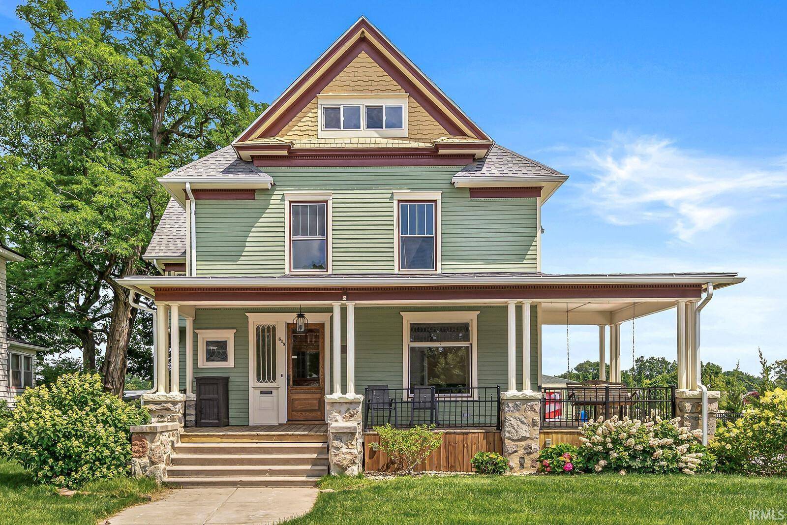 518 E Lincoln WAY, Mishawaka, IN 46544