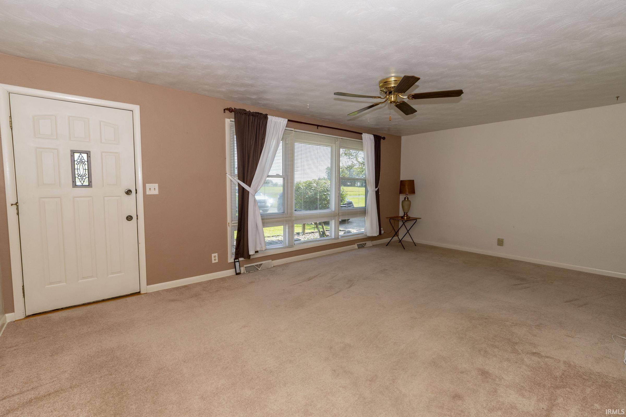 16180 Madison RD, South Bend, IN 46614