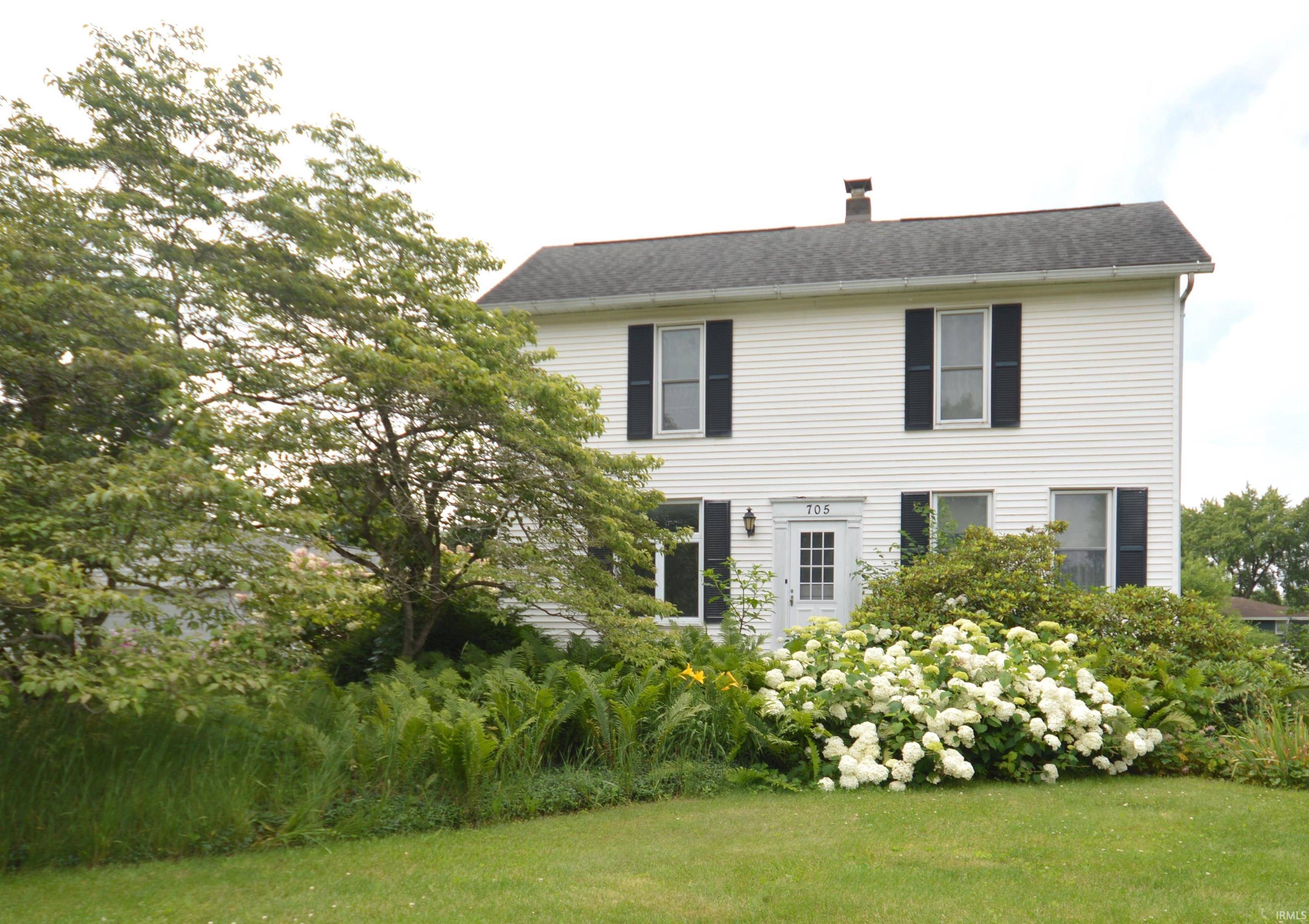 705 Virginia ST, Walkerton, IN 46574