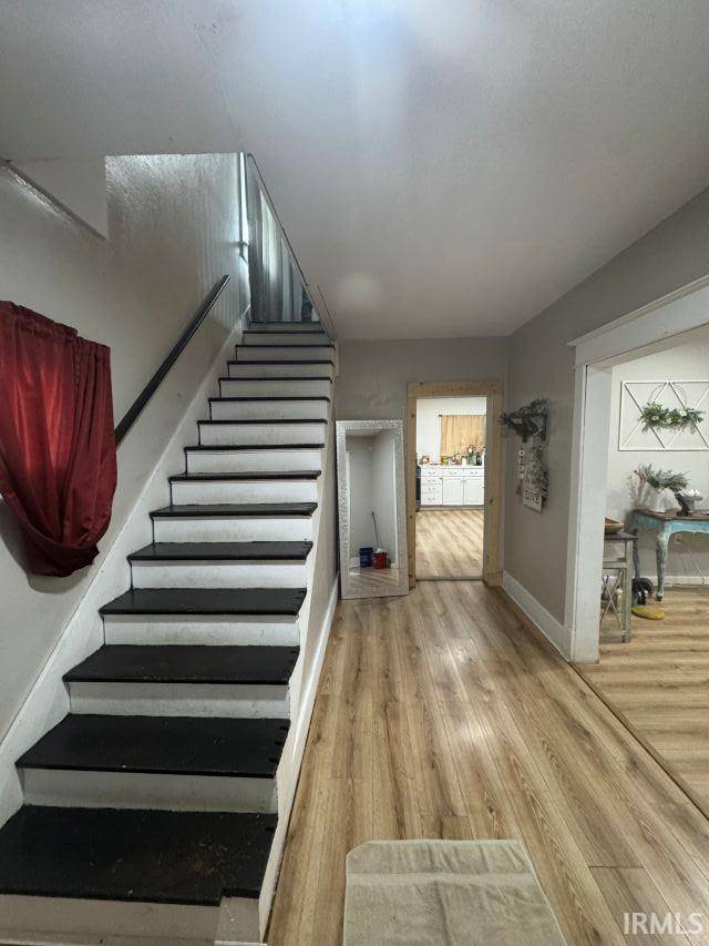 1606 Frances AVE, Elkhart, IN 46516-3438